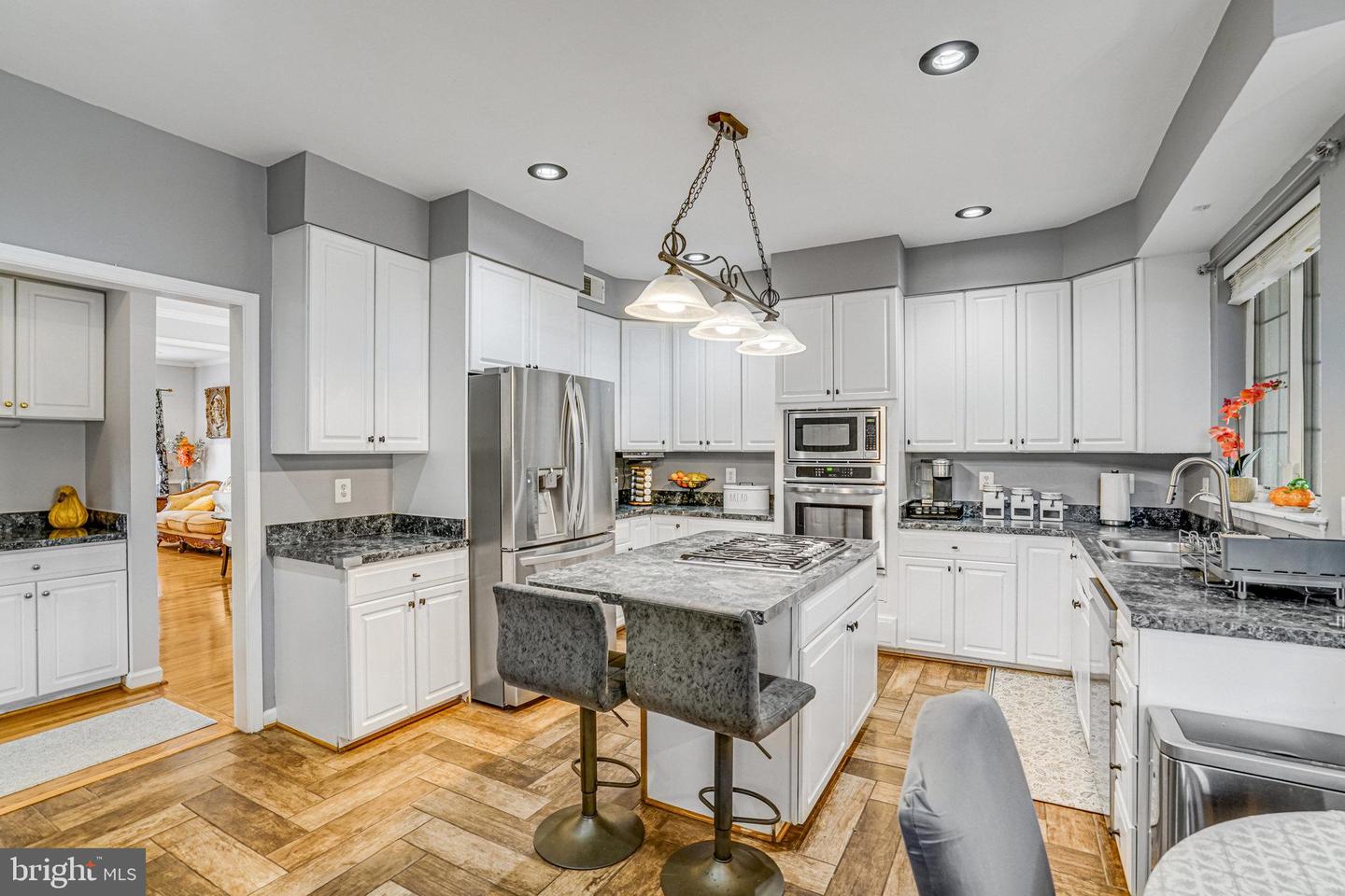 3444 WASHINGTON DR, FALLS CHURCH, Virginia 22041, 4 Bedrooms Bedrooms, ,3 BathroomsBathrooms,Residential,For sale,3444 WASHINGTON DR,VAFX2275522 MLS # VAFX2275522