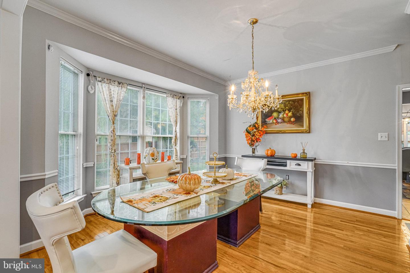 3444 WASHINGTON DR, FALLS CHURCH, Virginia 22041, 4 Bedrooms Bedrooms, ,3 BathroomsBathrooms,Residential,For sale,3444 WASHINGTON DR,VAFX2275522 MLS # VAFX2275522