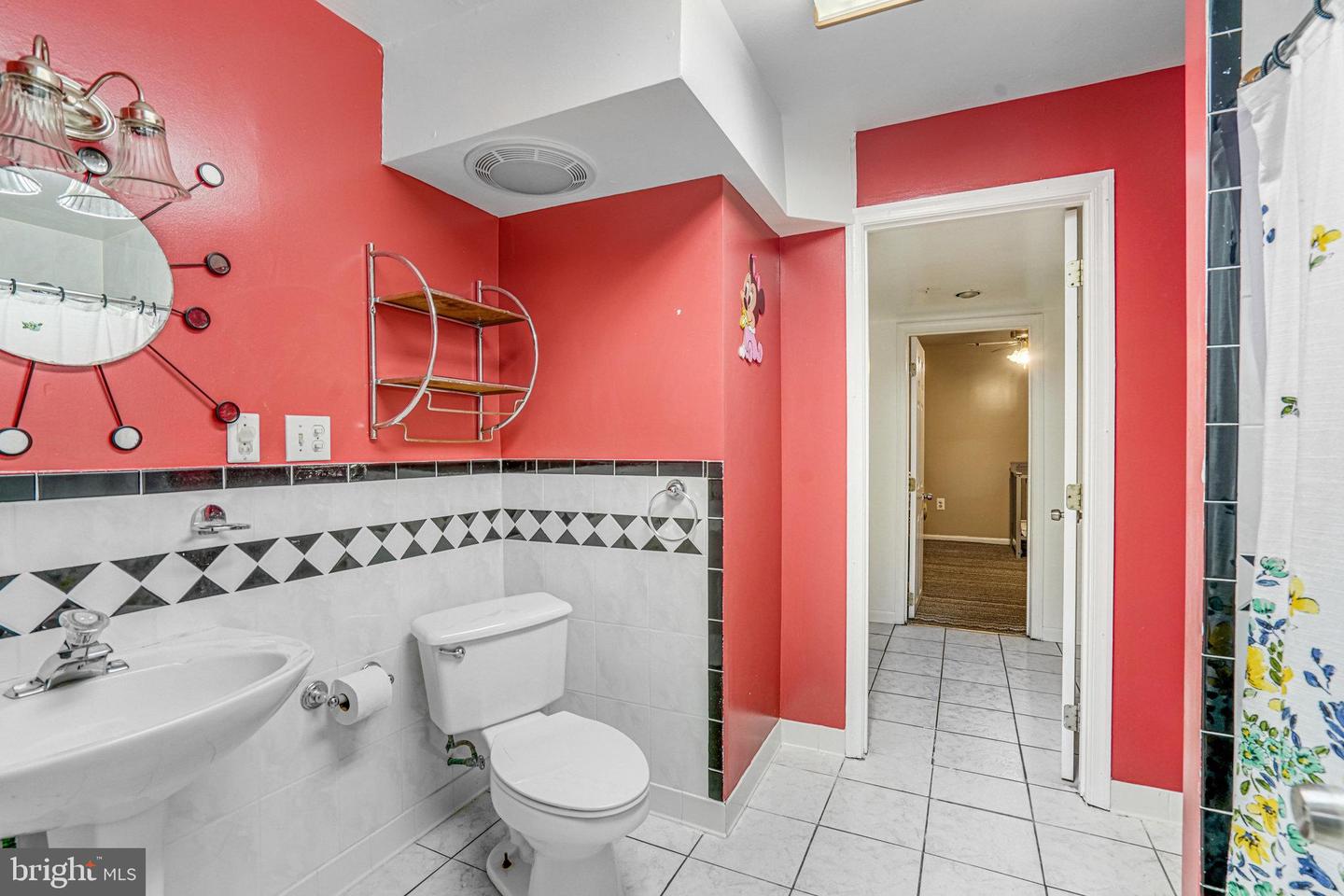 3444 WASHINGTON DR, FALLS CHURCH, Virginia 22041, 4 Bedrooms Bedrooms, ,3 BathroomsBathrooms,Residential,For sale,3444 WASHINGTON DR,VAFX2275522 MLS # VAFX2275522