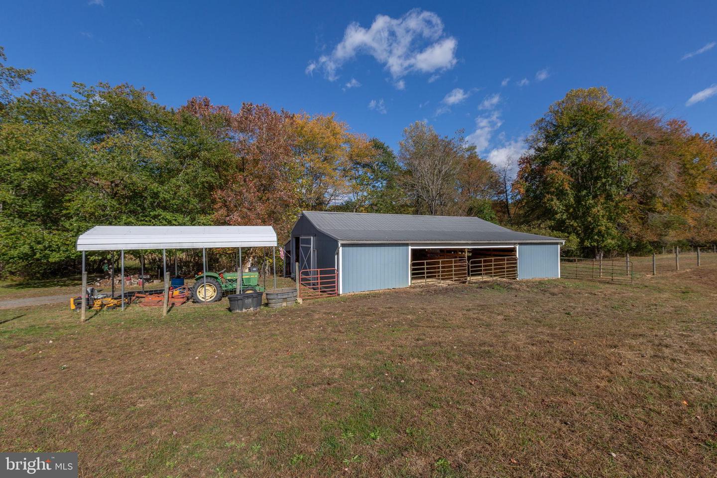 13206 GOLDEN DR, SUMERDUCK, Virginia 22742, 3 Bedrooms Bedrooms, 11 Rooms Rooms,2 BathroomsBathrooms,Residential,For sale,13206 GOLDEN DR,VAFQ2019464 MLS # VAFQ2019464