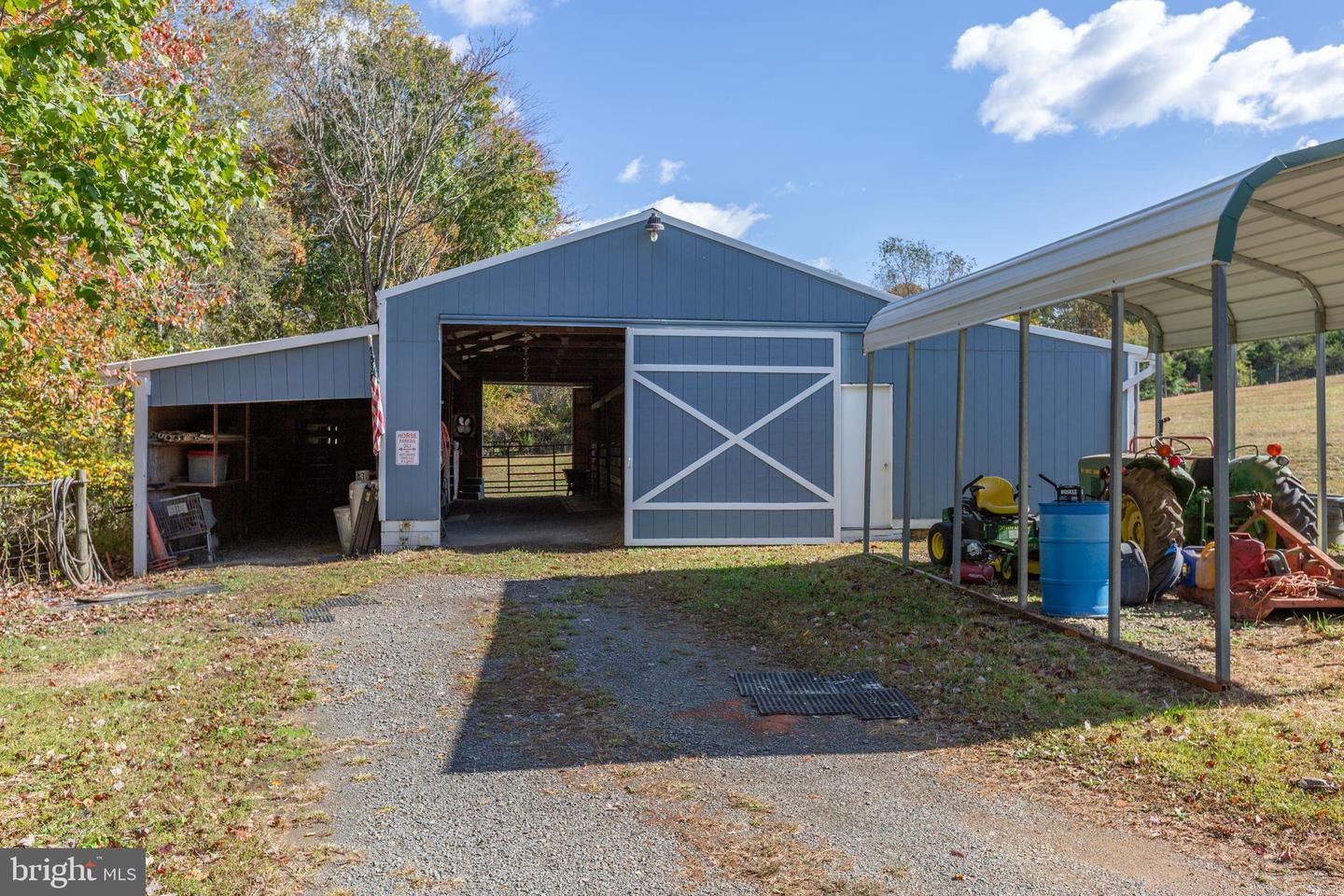 13206 GOLDEN DR, SUMERDUCK, Virginia 22742, 3 Bedrooms Bedrooms, 11 Rooms Rooms,2 BathroomsBathrooms,Residential,For sale,13206 GOLDEN DR,VAFQ2019464 MLS # VAFQ2019464