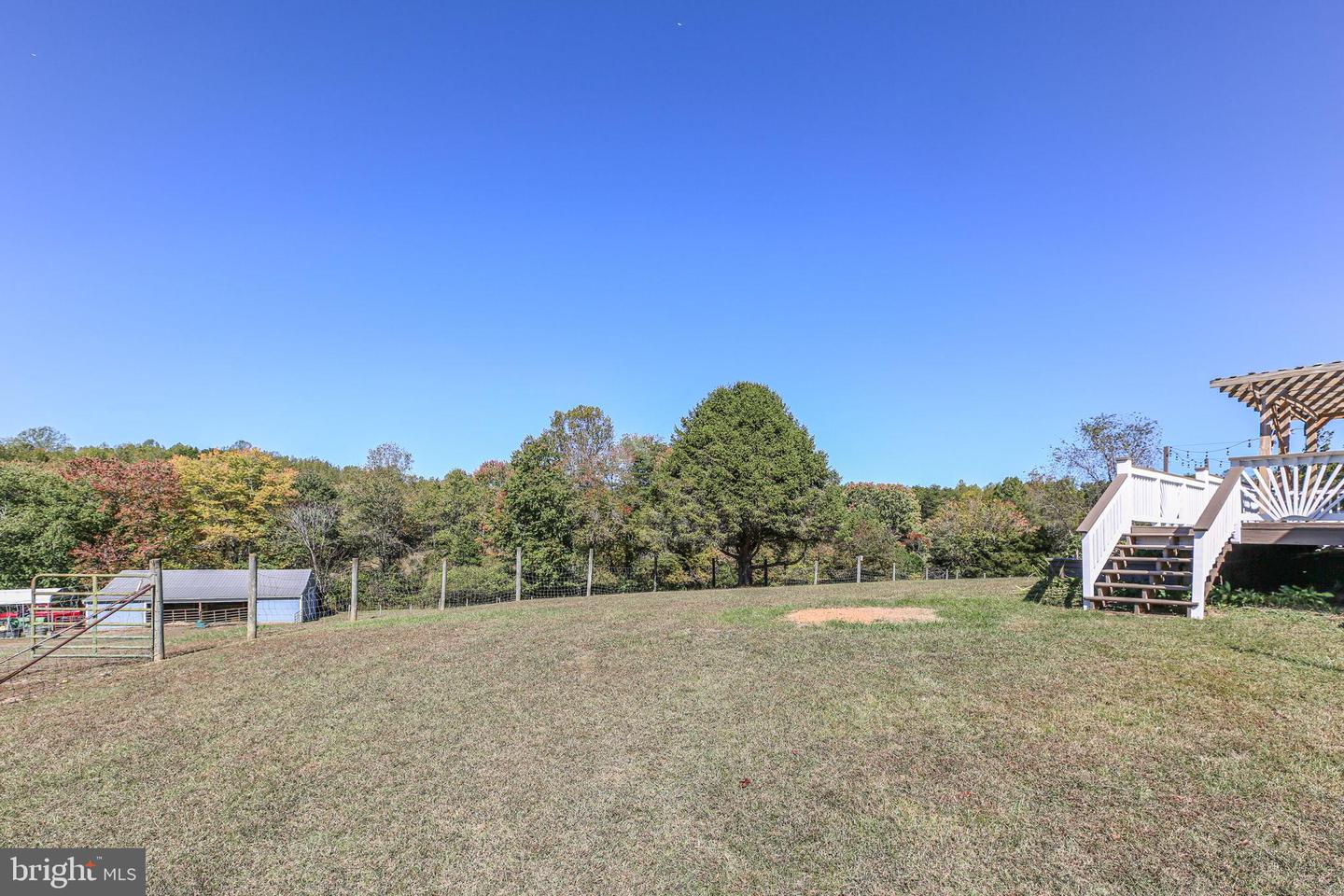 13206 GOLDEN DR, SUMERDUCK, Virginia 22742, 3 Bedrooms Bedrooms, 11 Rooms Rooms,2 BathroomsBathrooms,Residential,For sale,13206 GOLDEN DR,VAFQ2019464 MLS # VAFQ2019464