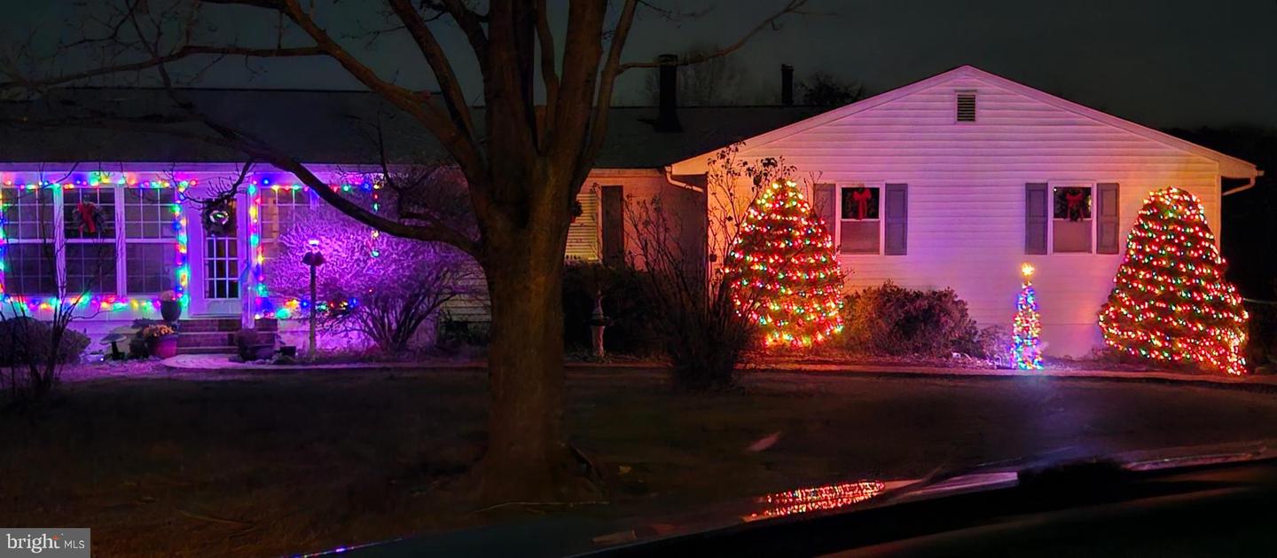 13206 GOLDEN DR, SUMERDUCK, Virginia 22742, 3 Bedrooms Bedrooms, 11 Rooms Rooms,2 BathroomsBathrooms,Residential,For sale,13206 GOLDEN DR,VAFQ2019464 MLS # VAFQ2019464