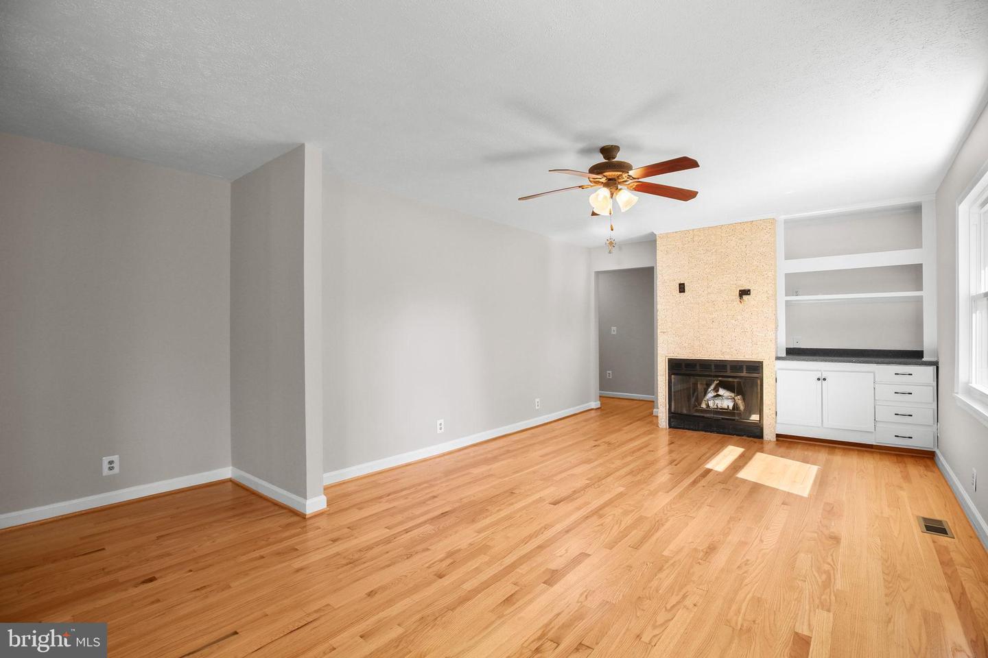 13206 GOLDEN DR, SUMERDUCK, Virginia 22742, 3 Bedrooms Bedrooms, 11 Rooms Rooms,2 BathroomsBathrooms,Residential,For sale,13206 GOLDEN DR,VAFQ2019464 MLS # VAFQ2019464