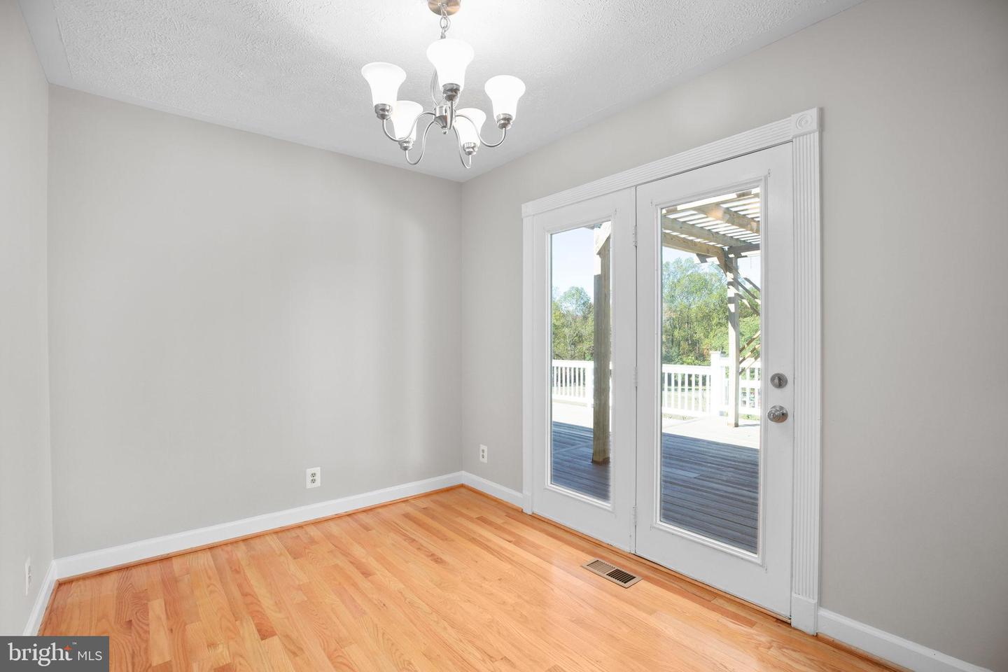 13206 GOLDEN DR, SUMERDUCK, Virginia 22742, 3 Bedrooms Bedrooms, 11 Rooms Rooms,2 BathroomsBathrooms,Residential,For sale,13206 GOLDEN DR,VAFQ2019464 MLS # VAFQ2019464