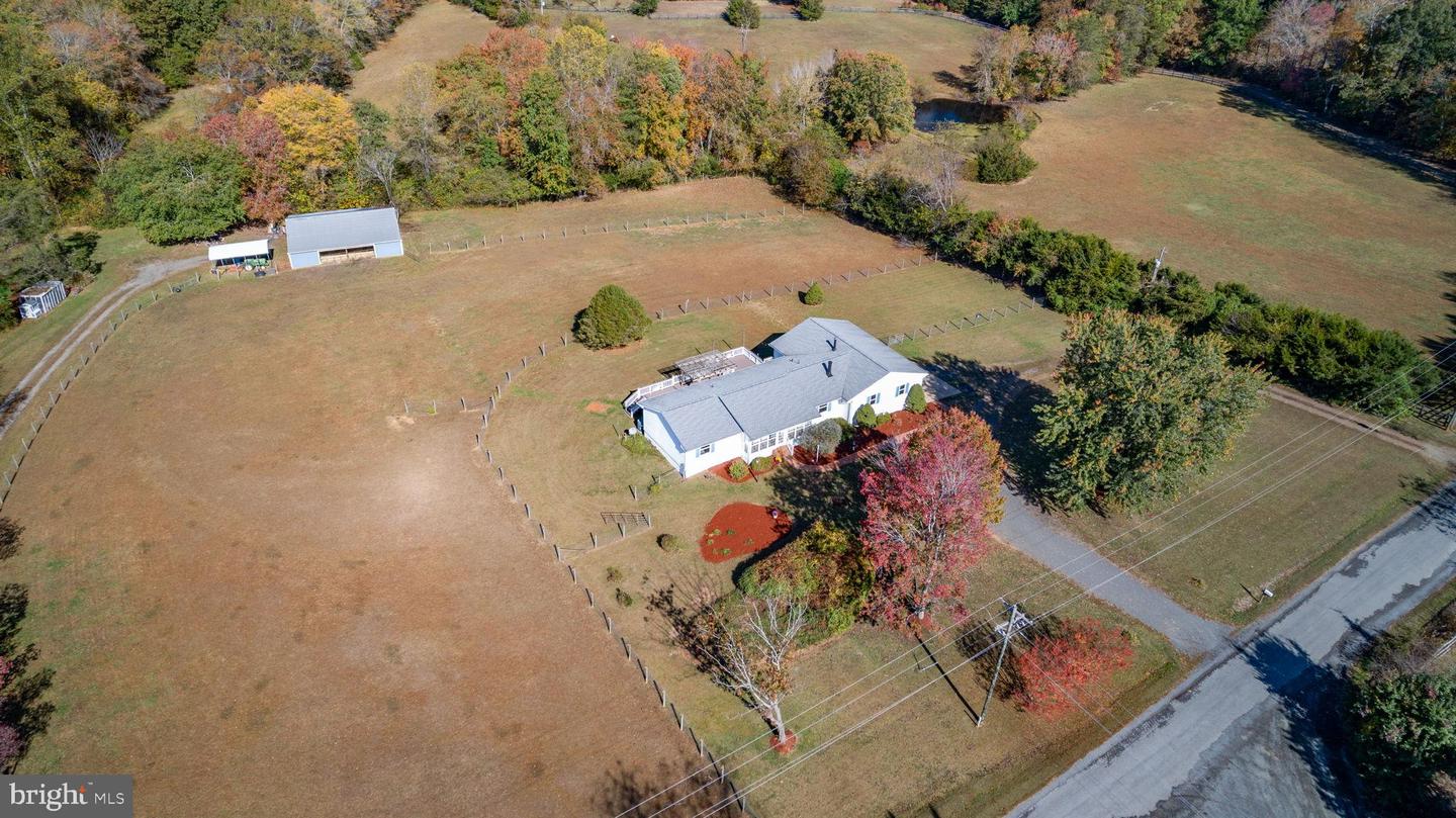 13206 GOLDEN DR, SUMERDUCK, Virginia 22742, 3 Bedrooms Bedrooms, 11 Rooms Rooms,2 BathroomsBathrooms,Residential,For sale,13206 GOLDEN DR,VAFQ2019464 MLS # VAFQ2019464