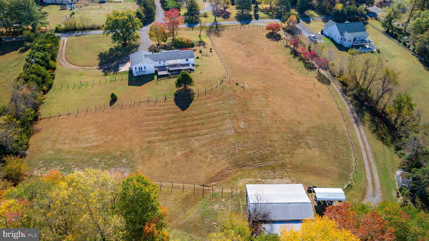 13206 GOLDEN DR, SUMERDUCK, Virginia 22742, 3 Bedrooms Bedrooms, 11 Rooms Rooms,2 BathroomsBathrooms,Residential,For sale,13206 GOLDEN DR,VAFQ2019464 MLS # VAFQ2019464