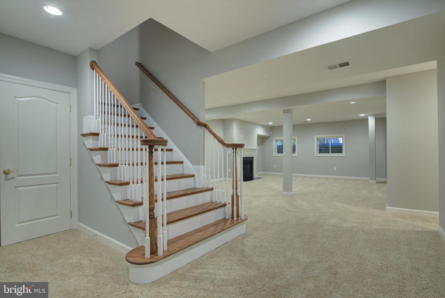 18383 EAGLE POINT SQ, LEESBURG, Virginia 20176, 4 Bedrooms Bedrooms, ,4 BathroomsBathrooms,Residential,For sale,18383 EAGLE POINT SQ,VALO2109404 MLS # VALO2109404 18383 EAGLE POINT SQ, LEESBURG, Virginia 20176, 4 Bedrooms Bedrooms, ,4 BathroomsBathrooms,Residential,For sale,18383 EAGLE POINT SQ,VALO2109404 MLS # VALO2109404