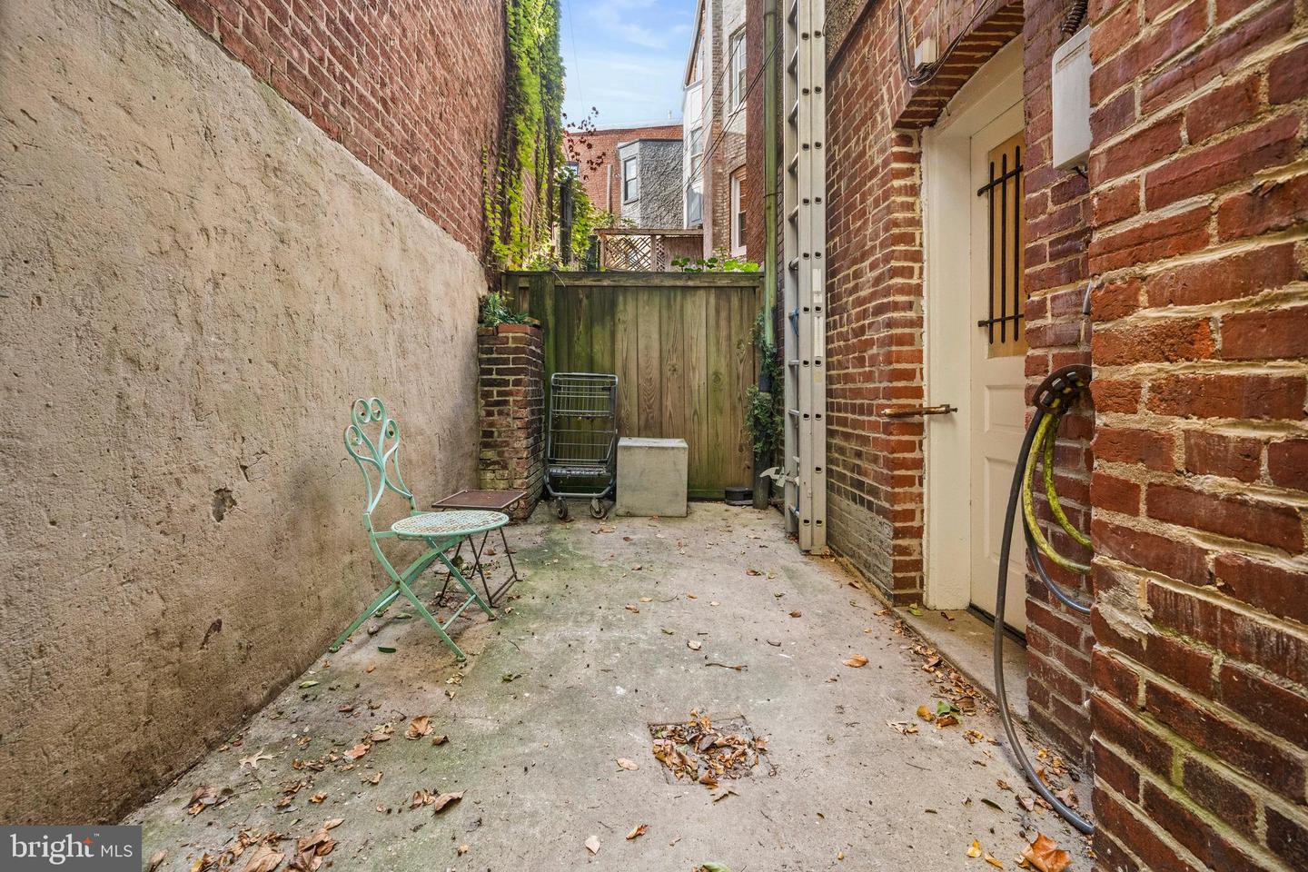 2516 CLIFFBOURNE PL NW, WASHINGTON, District Of Columbia 20009, 4 Bedrooms Bedrooms, ,2 BathroomsBathrooms,Residential,For sale,2516 CLIFFBOURNE PL NW,DCDC2228212 MLS # DCDC2228212 2516 CLIFFBOURNE PL NW, WASHINGTON, District Of Columbia 20009, 4 Bedrooms Bedrooms, ,2 BathroomsBathrooms,Residential,For sale,2516 CLIFFBOURNE PL NW,DCDC2228212 MLS # DCDC2228212