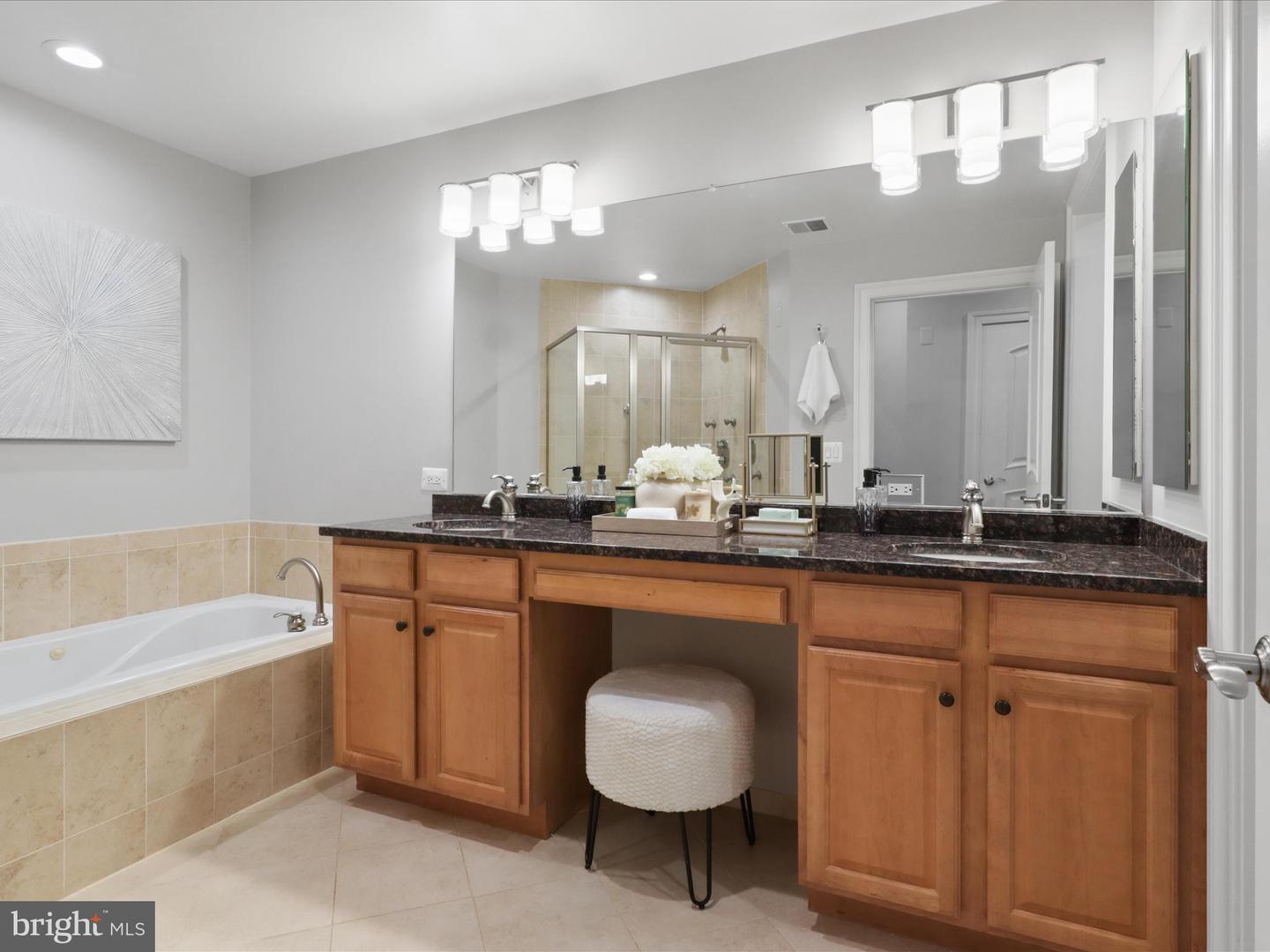 1781 CHAIN BRIDGE RD #303, MCLEAN, Virginia 22102, 2 Bedrooms Bedrooms, ,2 BathroomsBathrooms,Residential,For sale,1781 CHAIN BRIDGE RD #303,VAFX2275568 MLS # VAFX2275568 1781 CHAIN BRIDGE RD #303, MCLEAN, Virginia 22102, 2 Bedrooms Bedrooms, ,2 BathroomsBathrooms,Residential,For sale,1781 CHAIN BRIDGE RD #303,VAFX2275568 MLS # VAFX2275568