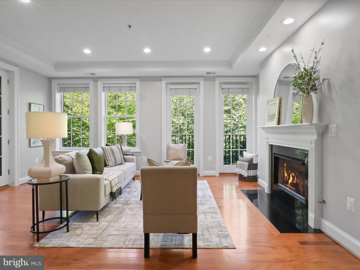 1781 CHAIN BRIDGE RD #303, MCLEAN, Virginia 22102, 2 Bedrooms Bedrooms, ,2 BathroomsBathrooms,Residential,For sale,1781 CHAIN BRIDGE RD #303,VAFX2275568 MLS # VAFX2275568 1781 CHAIN BRIDGE RD #303, MCLEAN, Virginia 22102, 2 Bedrooms Bedrooms, ,2 BathroomsBathrooms,Residential,For sale,1781 CHAIN BRIDGE RD #303,VAFX2275568 MLS # VAFX2275568