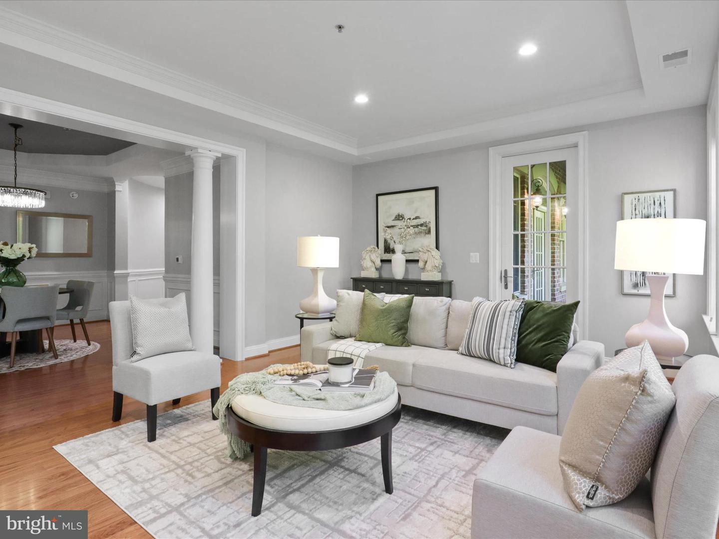 1781 CHAIN BRIDGE RD #303, MCLEAN, Virginia 22102, 2 Bedrooms Bedrooms, ,2 BathroomsBathrooms,Residential,For sale,1781 CHAIN BRIDGE RD #303,VAFX2275568 MLS # VAFX2275568 1781 CHAIN BRIDGE RD #303, MCLEAN, Virginia 22102, 2 Bedrooms Bedrooms, ,2 BathroomsBathrooms,Residential,For sale,1781 CHAIN BRIDGE RD #303,VAFX2275568 MLS # VAFX2275568