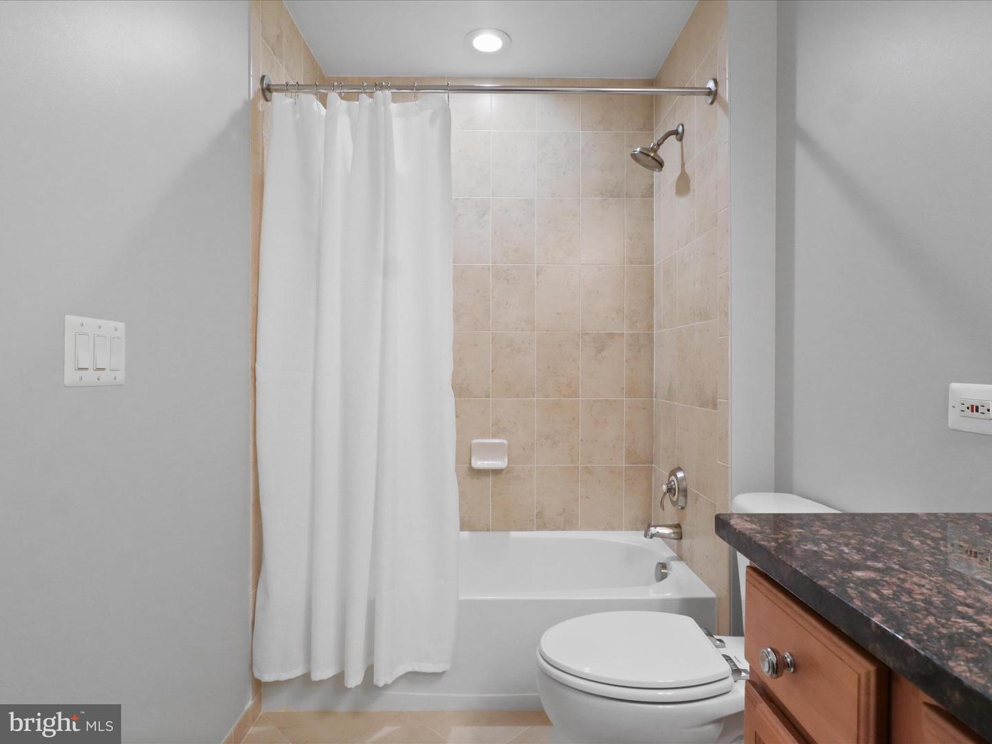 1781 CHAIN BRIDGE RD #303, MCLEAN, Virginia 22102, 2 Bedrooms Bedrooms, ,2 BathroomsBathrooms,Residential,For sale,1781 CHAIN BRIDGE RD #303,VAFX2275568 MLS # VAFX2275568 1781 CHAIN BRIDGE RD #303, MCLEAN, Virginia 22102, 2 Bedrooms Bedrooms, ,2 BathroomsBathrooms,Residential,For sale,1781 CHAIN BRIDGE RD #303,VAFX2275568 MLS # VAFX2275568