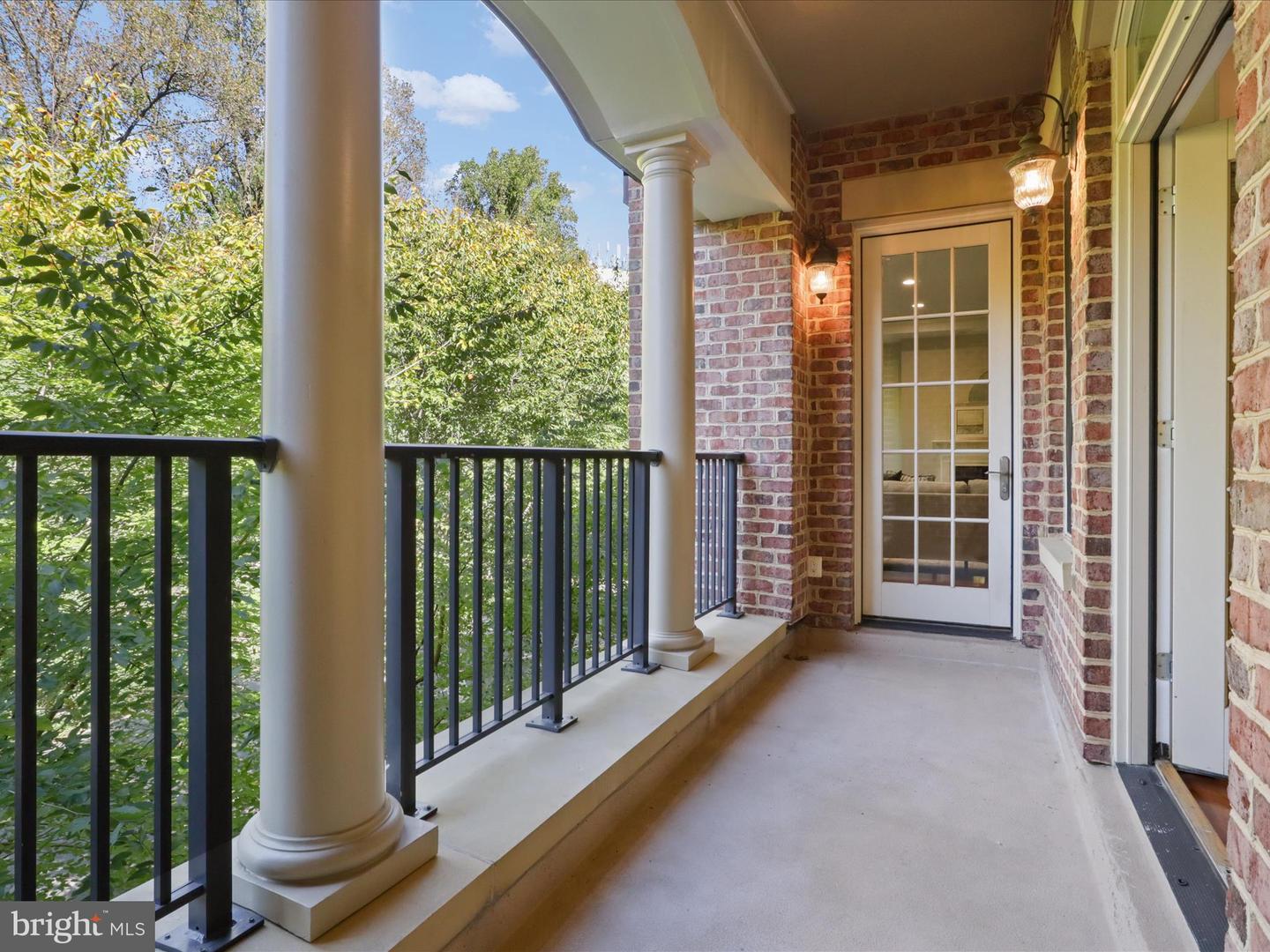 1781 CHAIN BRIDGE RD #303, MCLEAN, Virginia 22102, 2 Bedrooms Bedrooms, ,2 BathroomsBathrooms,Residential,For sale,1781 CHAIN BRIDGE RD #303,VAFX2275568 MLS # VAFX2275568 1781 CHAIN BRIDGE RD #303, MCLEAN, Virginia 22102, 2 Bedrooms Bedrooms, ,2 BathroomsBathrooms,Residential,For sale,1781 CHAIN BRIDGE RD #303,VAFX2275568 MLS # VAFX2275568