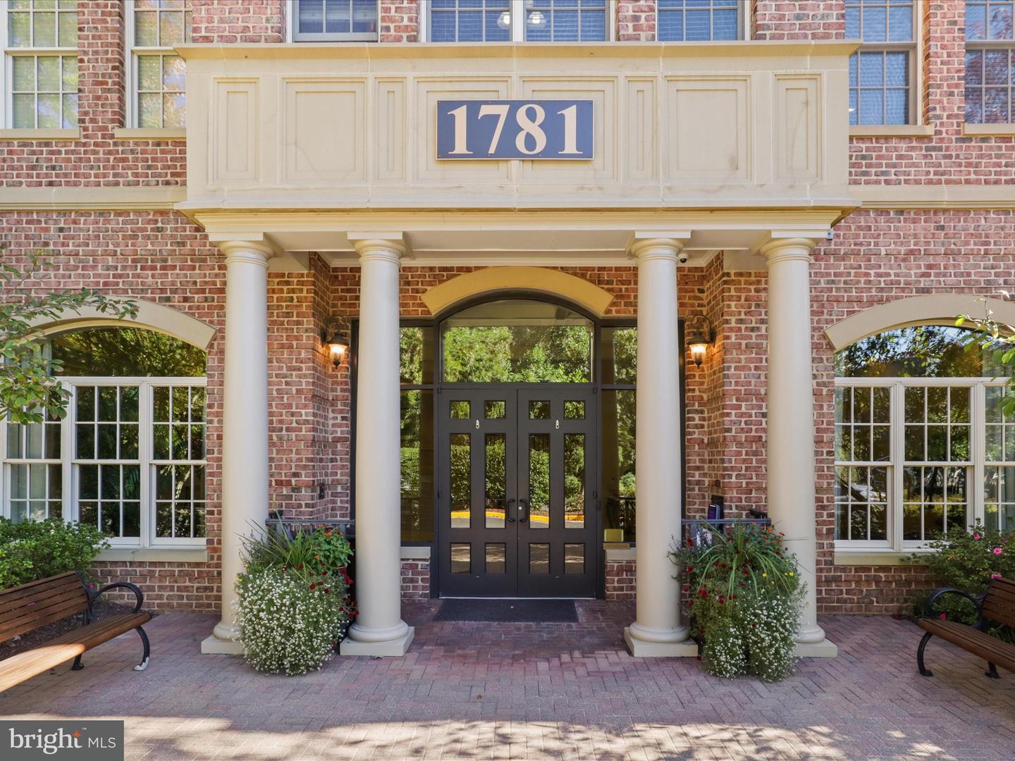 1781 CHAIN BRIDGE RD #303, MCLEAN, Virginia 22102, 2 Bedrooms Bedrooms, ,2 BathroomsBathrooms,Residential,For sale,1781 CHAIN BRIDGE RD #303,VAFX2275568 MLS # VAFX2275568 1781 CHAIN BRIDGE RD #303, MCLEAN, Virginia 22102, 2 Bedrooms Bedrooms, ,2 BathroomsBathrooms,Residential,For sale,1781 CHAIN BRIDGE RD #303,VAFX2275568 MLS # VAFX2275568