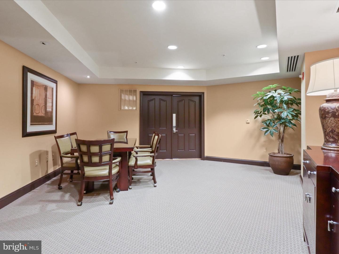 1781 CHAIN BRIDGE RD #303, MCLEAN, Virginia 22102, 2 Bedrooms Bedrooms, ,2 BathroomsBathrooms,Residential,For sale,1781 CHAIN BRIDGE RD #303,VAFX2275568 MLS # VAFX2275568 1781 CHAIN BRIDGE RD #303, MCLEAN, Virginia 22102, 2 Bedrooms Bedrooms, ,2 BathroomsBathrooms,Residential,For sale,1781 CHAIN BRIDGE RD #303,VAFX2275568 MLS # VAFX2275568