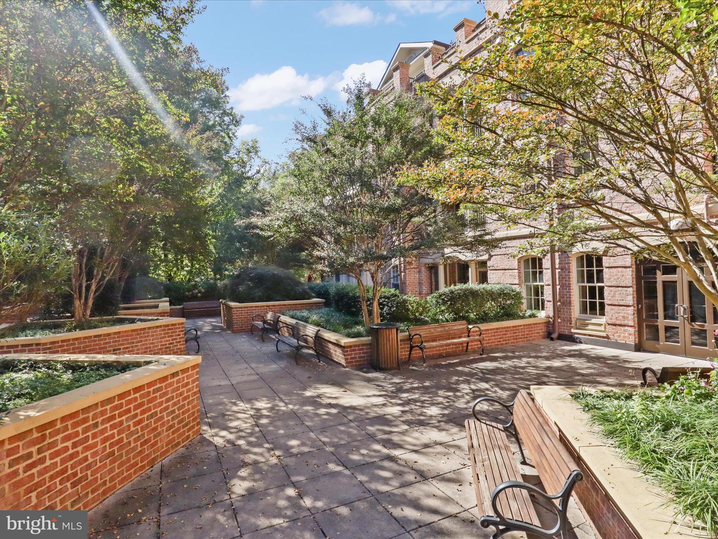 1781 CHAIN BRIDGE RD #303, MCLEAN, Virginia 22102, 2 Bedrooms Bedrooms, ,2 BathroomsBathrooms,Residential,For sale,1781 CHAIN BRIDGE RD #303,VAFX2275568 MLS # VAFX2275568 1781 CHAIN BRIDGE RD #303, MCLEAN, Virginia 22102, 2 Bedrooms Bedrooms, ,2 BathroomsBathrooms,Residential,For sale,1781 CHAIN BRIDGE RD #303,VAFX2275568 MLS # VAFX2275568