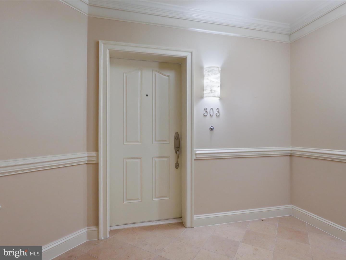 1781 CHAIN BRIDGE RD #303, MCLEAN, Virginia 22102, 2 Bedrooms Bedrooms, ,2 BathroomsBathrooms,Residential,For sale,1781 CHAIN BRIDGE RD #303,VAFX2275568 MLS # VAFX2275568 1781 CHAIN BRIDGE RD #303, MCLEAN, Virginia 22102, 2 Bedrooms Bedrooms, ,2 BathroomsBathrooms,Residential,For sale,1781 CHAIN BRIDGE RD #303,VAFX2275568 MLS # VAFX2275568