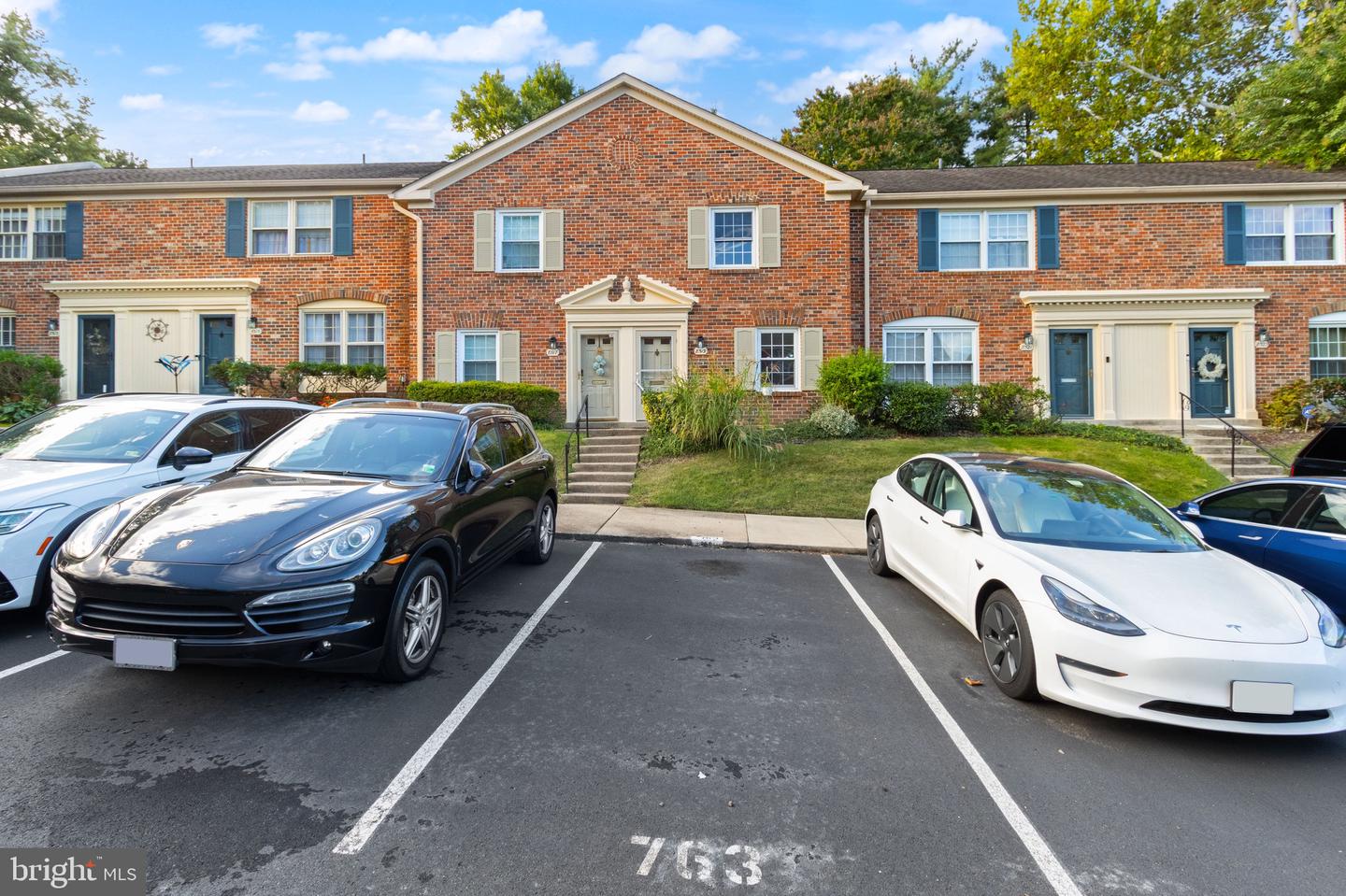 8519 WESTOVER CT #763, SPRINGFIELD, Virginia 22152, 2 Bedrooms Bedrooms, ,1 BathroomBathrooms,Residential,For sale,8519 WESTOVER CT #763,VAFX2275604 MLS # VAFX2275604 8519 WESTOVER CT #763, SPRINGFIELD, Virginia 22152, 2 Bedrooms Bedrooms, ,1 BathroomBathrooms,Residential,For sale,8519 WESTOVER CT #763,VAFX2275604 MLS # VAFX2275604