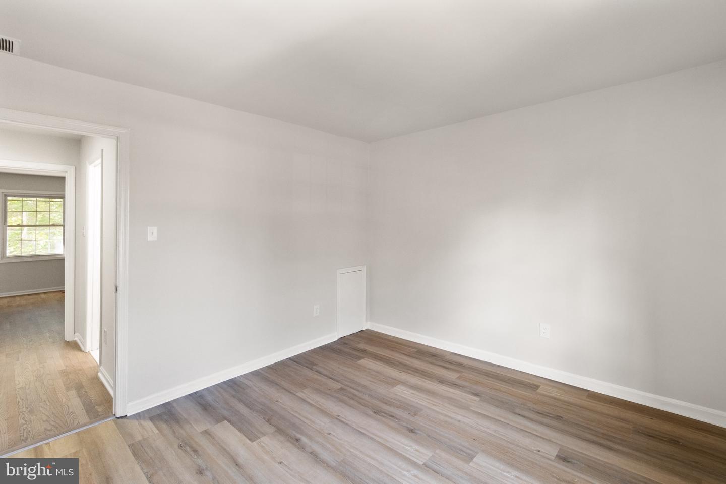 8519 WESTOVER CT #763, SPRINGFIELD, Virginia 22152, 2 Bedrooms Bedrooms, ,1 BathroomBathrooms,Residential,For sale,8519 WESTOVER CT #763,VAFX2275604 MLS # VAFX2275604 8519 WESTOVER CT #763, SPRINGFIELD, Virginia 22152, 2 Bedrooms Bedrooms, ,1 BathroomBathrooms,Residential,For sale,8519 WESTOVER CT #763,VAFX2275604 MLS # VAFX2275604