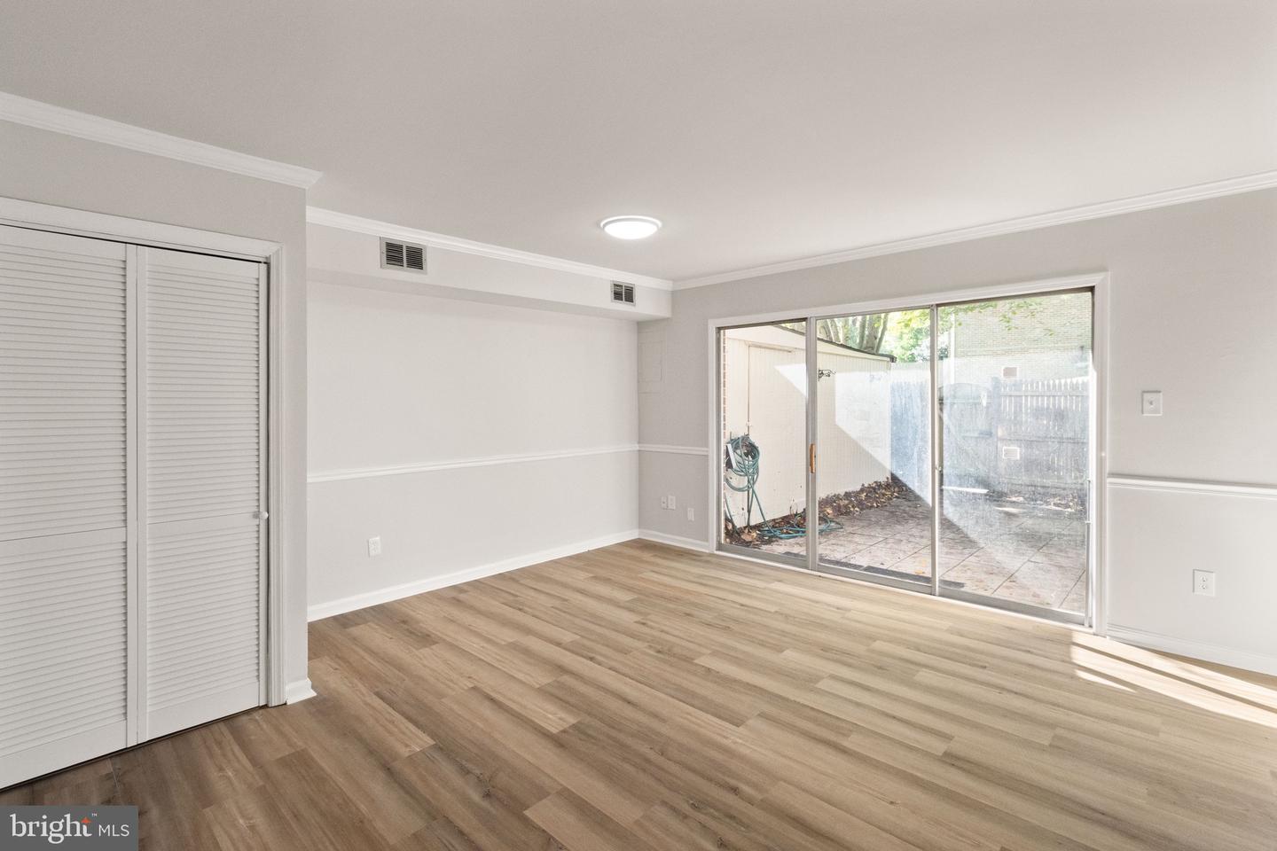 8519 WESTOVER CT #763, SPRINGFIELD, Virginia 22152, 2 Bedrooms Bedrooms, ,1 BathroomBathrooms,Residential,For sale,8519 WESTOVER CT #763,VAFX2275604 MLS # VAFX2275604 8519 WESTOVER CT #763, SPRINGFIELD, Virginia 22152, 2 Bedrooms Bedrooms, ,1 BathroomBathrooms,Residential,For sale,8519 WESTOVER CT #763,VAFX2275604 MLS # VAFX2275604