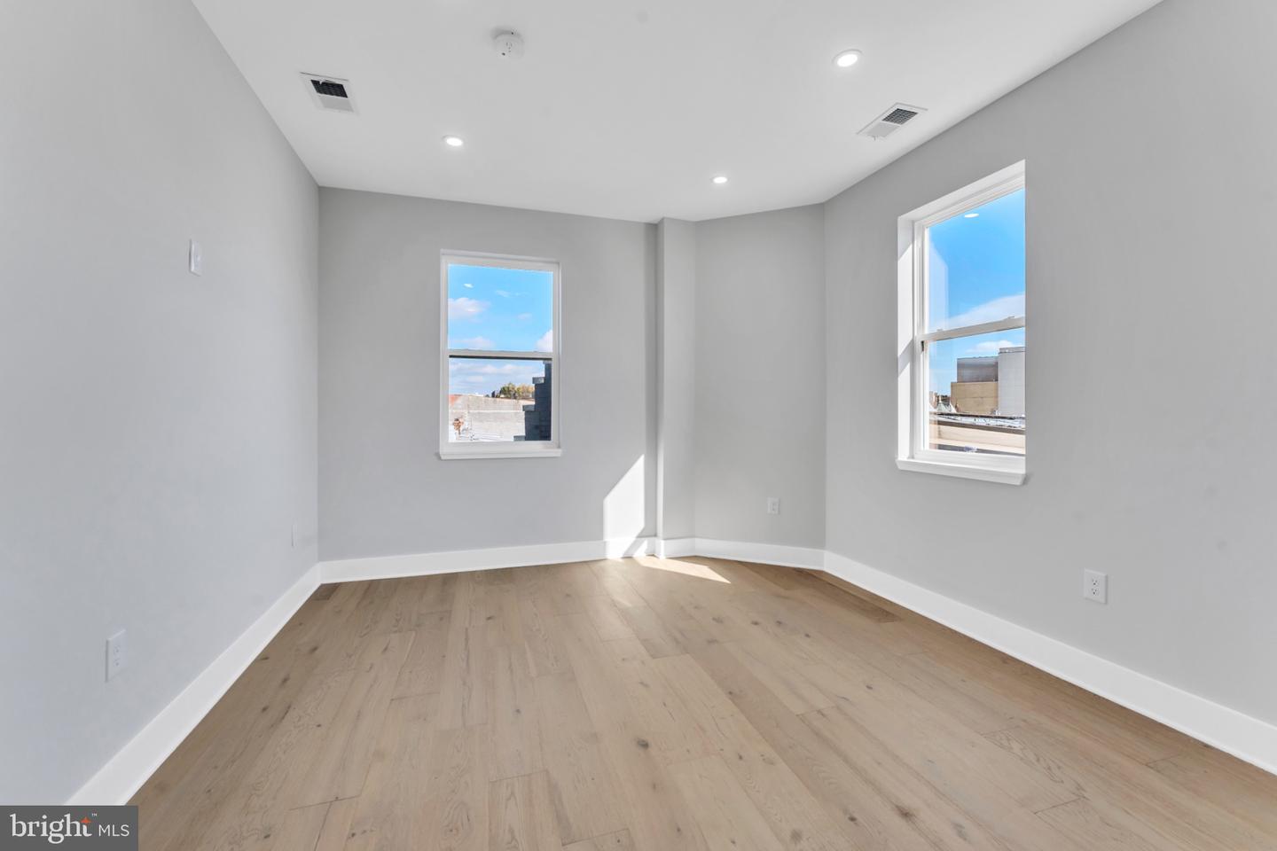 3521 NEW HAMPSHIRE AVE NW, WASHINGTON, District Of Columbia 20010, 6 Bedrooms Bedrooms, 10 Rooms Rooms,4 BathroomsBathrooms,Residential,For sale,3521 NEW HAMPSHIRE AVE NW,DCDC2228266 MLS # DCDC2228266 3521 NEW HAMPSHIRE AVE NW, WASHINGTON, District Of Columbia 20010, 6 Bedrooms Bedrooms, 10 Rooms Rooms,4 BathroomsBathrooms,Residential,For sale,3521 NEW HAMPSHIRE AVE NW,DCDC2228266 MLS # DCDC2228266