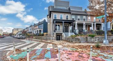 3521 NEW HAMPSHIRE AVE NW, WASHINGTON, District Of Columbia 20010, 6 Bedrooms Bedrooms, 10 Rooms Rooms,4 BathroomsBathrooms,Residential,For sale,3521 NEW HAMPSHIRE AVE NW,DCDC2228266 MLS # DCDC2228266