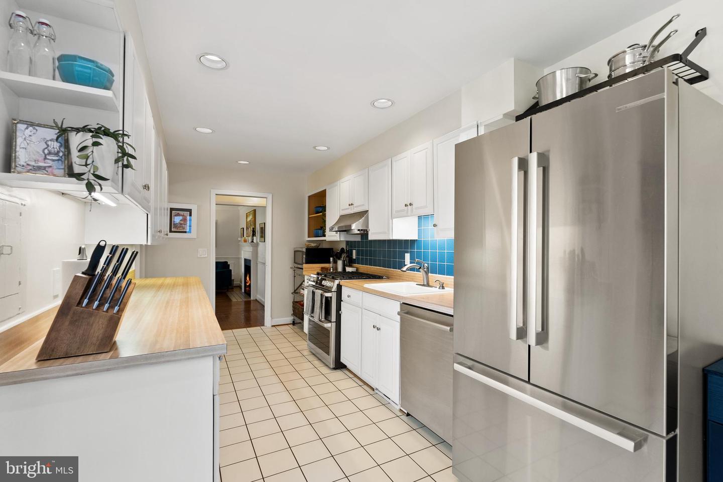205 VASSAR PL, ALEXANDRIA, Virginia 22314, 4 Bedrooms Bedrooms, ,3 BathroomsBathrooms,Residential,For sale,205 VASSAR PL,VAAX2051100 MLS # VAAX2051100 205 VASSAR PL, ALEXANDRIA, Virginia 22314, 4 Bedrooms Bedrooms, ,3 BathroomsBathrooms,Residential,For sale,205 VASSAR PL,VAAX2051100 MLS # VAAX2051100