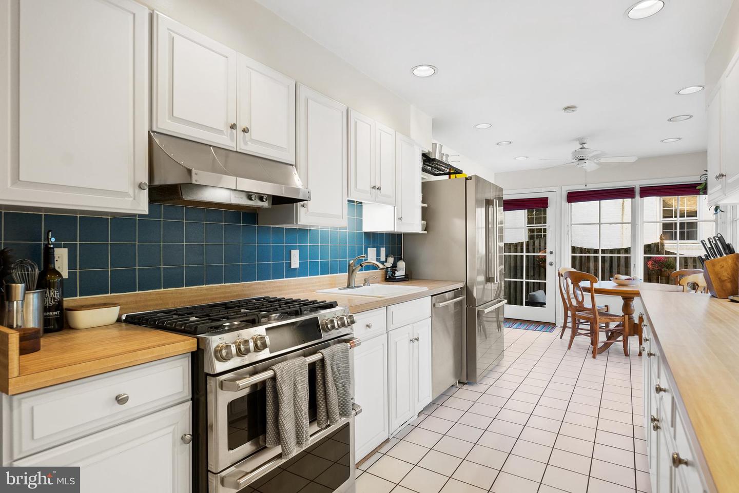 205 VASSAR PL, ALEXANDRIA, Virginia 22314, 4 Bedrooms Bedrooms, ,3 BathroomsBathrooms,Residential,For sale,205 VASSAR PL,VAAX2051100 MLS # VAAX2051100 205 VASSAR PL, ALEXANDRIA, Virginia 22314, 4 Bedrooms Bedrooms, ,3 BathroomsBathrooms,Residential,For sale,205 VASSAR PL,VAAX2051100 MLS # VAAX2051100