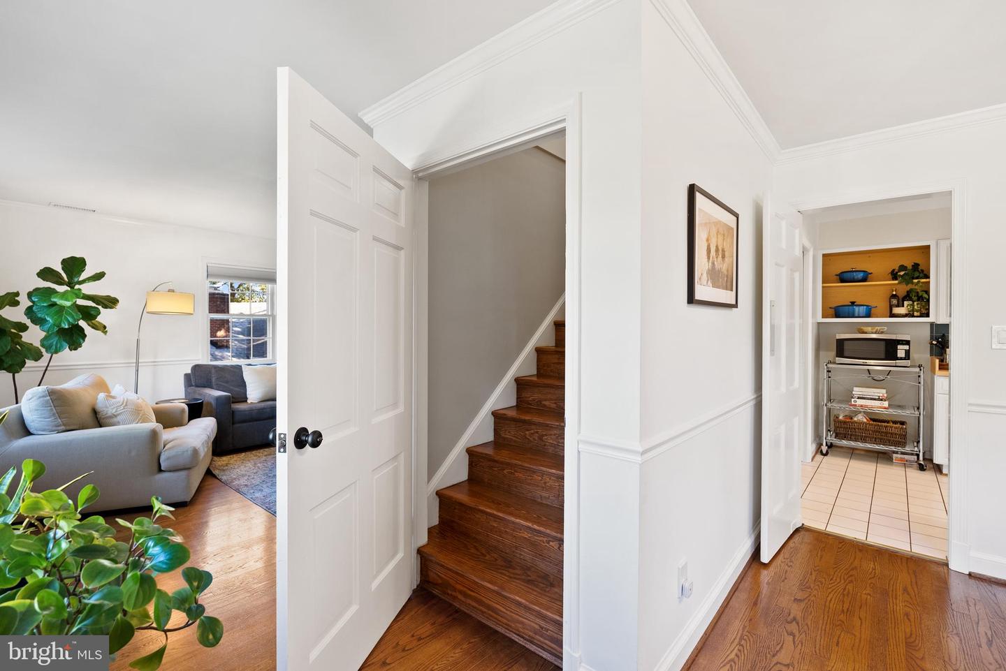 205 VASSAR PL, ALEXANDRIA, Virginia 22314, 4 Bedrooms Bedrooms, ,3 BathroomsBathrooms,Residential,For sale,205 VASSAR PL,VAAX2051100 MLS # VAAX2051100 205 VASSAR PL, ALEXANDRIA, Virginia 22314, 4 Bedrooms Bedrooms, ,3 BathroomsBathrooms,Residential,For sale,205 VASSAR PL,VAAX2051100 MLS # VAAX2051100
