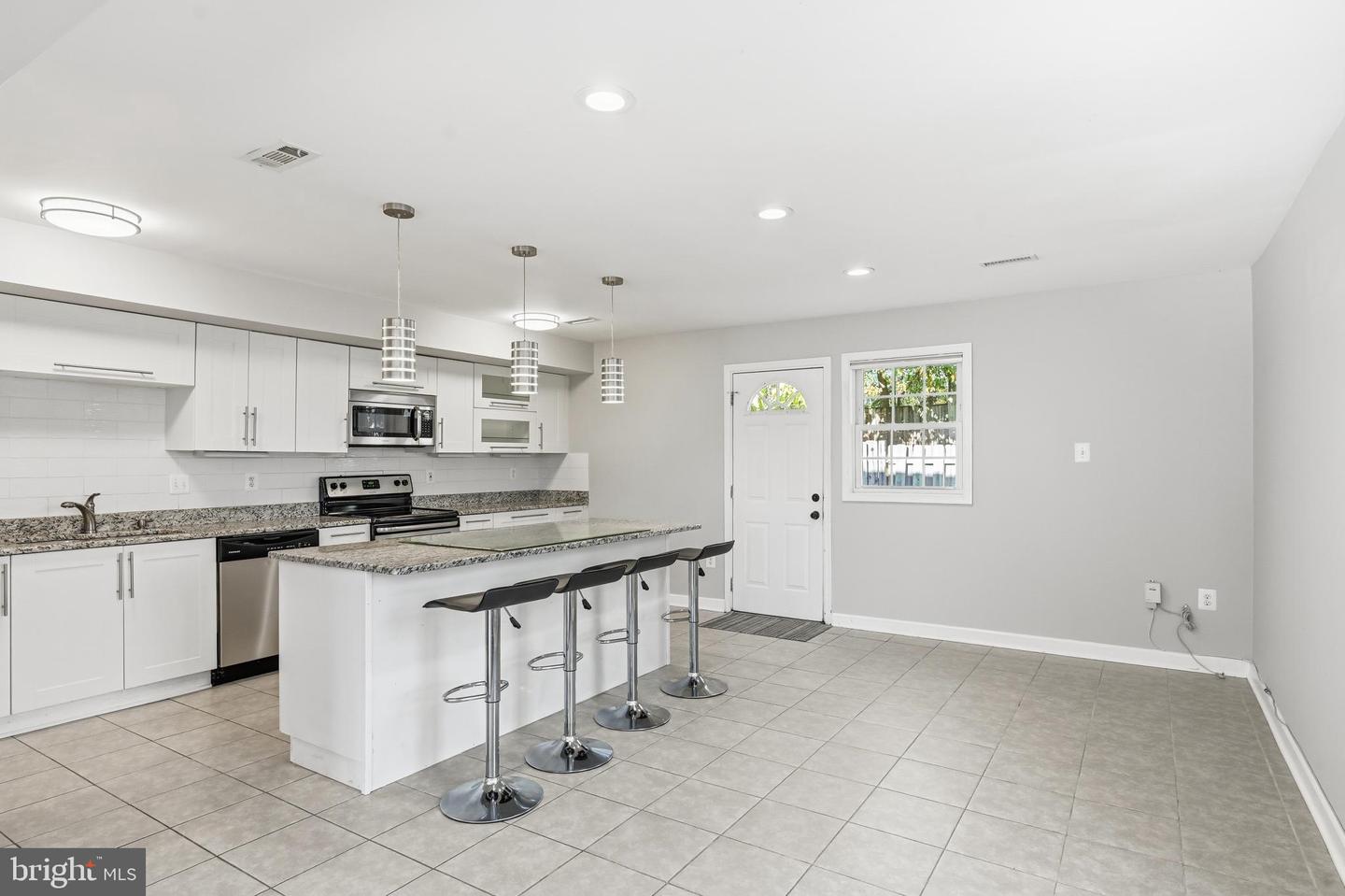 3797 PORT HOPE PT PT, TRIANGLE, Virginia 22172, 3 Bedrooms Bedrooms, ,2 BathroomsBathrooms,Residential,For sale,3797 PORT HOPE PT PT,VAPW2106522 MLS # VAPW2106522 3797 PORT HOPE PT PT, TRIANGLE, Virginia 22172, 3 Bedrooms Bedrooms, ,2 BathroomsBathrooms,Residential,For sale,3797 PORT HOPE PT PT,VAPW2106522 MLS # VAPW2106522