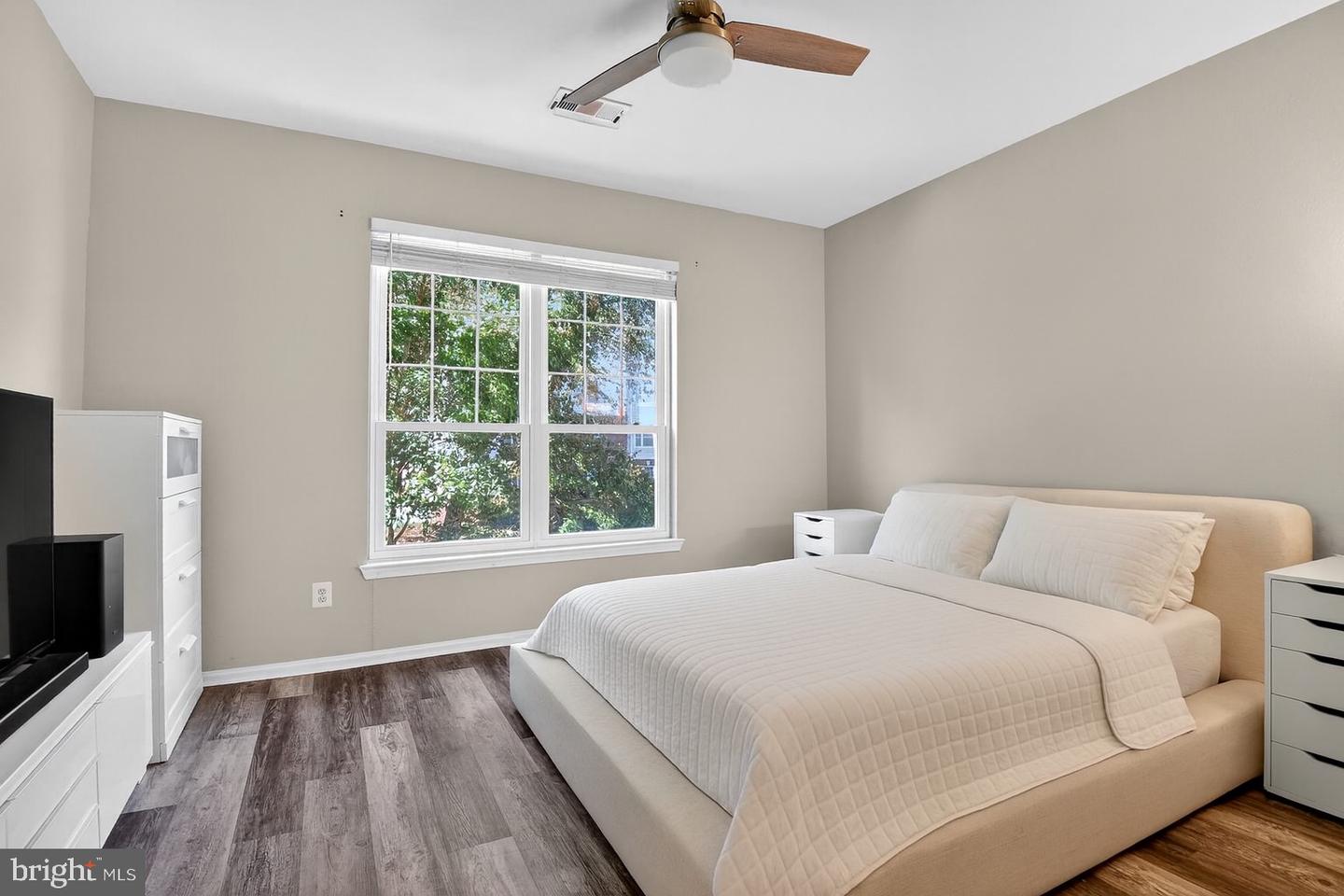 1580 SPRING GATE DR #4204, MCLEAN, Virginia 22102, 2 Bedrooms Bedrooms, ,2 BathroomsBathrooms,Residential,For sale,1580 SPRING GATE DR #4204,VAFX2275660 MLS # VAFX2275660 1580 SPRING GATE DR #4204, MCLEAN, Virginia 22102, 2 Bedrooms Bedrooms, ,2 BathroomsBathrooms,Residential,For sale,1580 SPRING GATE DR #4204,VAFX2275660 MLS # VAFX2275660