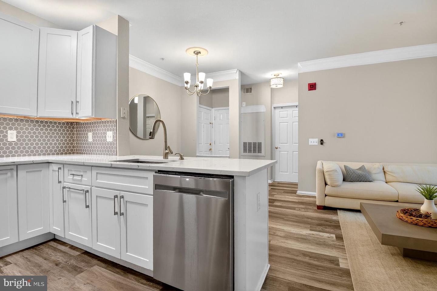 1580 SPRING GATE DR #4204, MCLEAN, Virginia 22102, 2 Bedrooms Bedrooms, ,2 BathroomsBathrooms,Residential,For sale,1580 SPRING GATE DR #4204,VAFX2275660 MLS # VAFX2275660 1580 SPRING GATE DR #4204, MCLEAN, Virginia 22102, 2 Bedrooms Bedrooms, ,2 BathroomsBathrooms,Residential,For sale,1580 SPRING GATE DR #4204,VAFX2275660 MLS # VAFX2275660