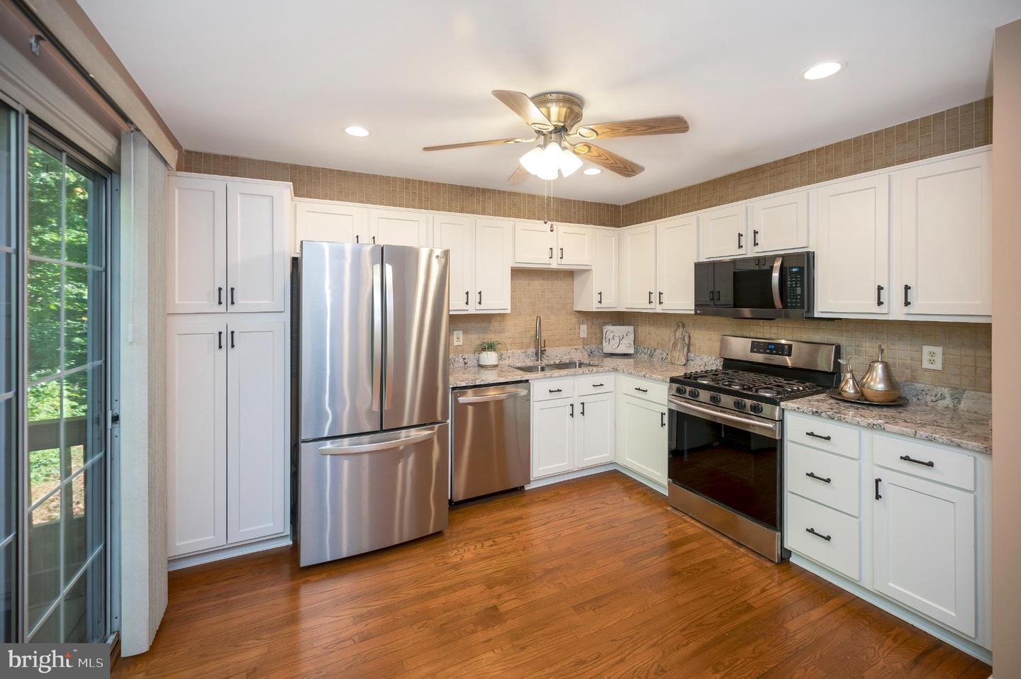 2728 BRIER POND CIR, WOODBRIDGE, Virginia 22191, 3 Bedrooms Bedrooms, 7 Rooms Rooms,2 BathroomsBathrooms,Residential,For sale,2728 BRIER POND CIR,VAPW2106528 MLS # VAPW2106528 2728 BRIER POND CIR, WOODBRIDGE, Virginia 22191, 3 Bedrooms Bedrooms, 7 Rooms Rooms,2 BathroomsBathrooms,Residential,For sale,2728 BRIER POND CIR,VAPW2106528 MLS # VAPW2106528