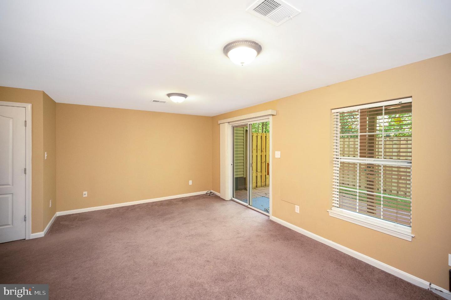 2728 BRIER POND CIR, WOODBRIDGE, Virginia 22191, 3 Bedrooms Bedrooms, 7 Rooms Rooms,2 BathroomsBathrooms,Residential,For sale,2728 BRIER POND CIR,VAPW2106528 MLS # VAPW2106528 2728 BRIER POND CIR, WOODBRIDGE, Virginia 22191, 3 Bedrooms Bedrooms, 7 Rooms Rooms,2 BathroomsBathrooms,Residential,For sale,2728 BRIER POND CIR,VAPW2106528 MLS # VAPW2106528