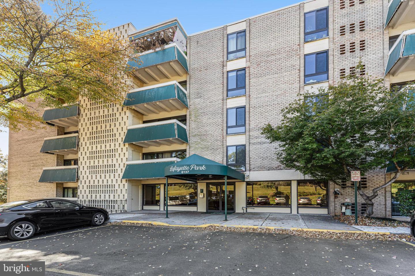 6137 LEESBURG PIKE #406, FALLS CHURCH, Virginia 22041, 1 Bedroom Bedrooms, ,1 BathroomBathrooms,Residential,For sale,6137 LEESBURG PIKE #406,VAFX2275686 MLS # VAFX2275686 6137 LEESBURG PIKE #406, FALLS CHURCH, Virginia 22041, 1 Bedroom Bedrooms, ,1 BathroomBathrooms,Residential,For sale,6137 LEESBURG PIKE #406,VAFX2275686 MLS # VAFX2275686