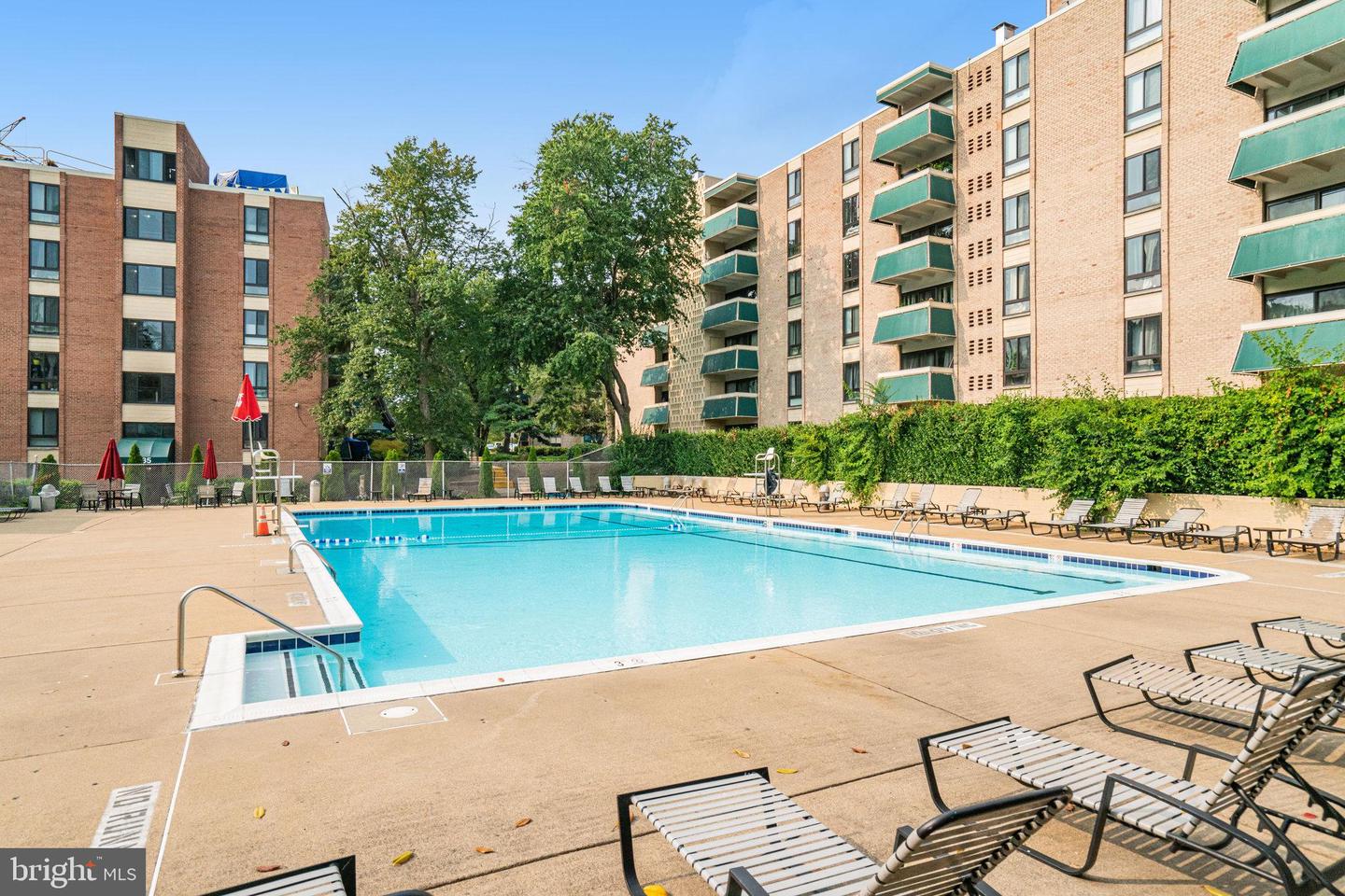 6137 LEESBURG PIKE #406, FALLS CHURCH, Virginia 22041, 1 Bedroom Bedrooms, ,1 BathroomBathrooms,Residential,For sale,6137 LEESBURG PIKE #406,VAFX2275686 MLS # VAFX2275686 6137 LEESBURG PIKE #406, FALLS CHURCH, Virginia 22041, 1 Bedroom Bedrooms, ,1 BathroomBathrooms,Residential,For sale,6137 LEESBURG PIKE #406,VAFX2275686 MLS # VAFX2275686