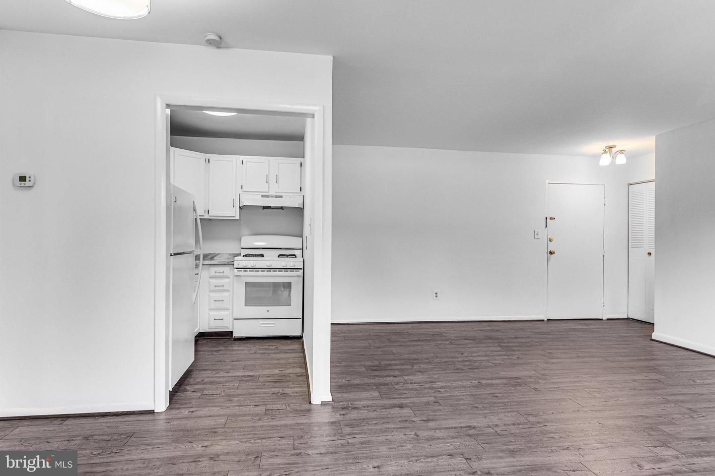 6137 LEESBURG PIKE #406, FALLS CHURCH, Virginia 22041, 1 Bedroom Bedrooms, ,1 BathroomBathrooms,Residential,For sale,6137 LEESBURG PIKE #406,VAFX2275686 MLS # VAFX2275686 6137 LEESBURG PIKE #406, FALLS CHURCH, Virginia 22041, 1 Bedroom Bedrooms, ,1 BathroomBathrooms,Residential,For sale,6137 LEESBURG PIKE #406,VAFX2275686 MLS # VAFX2275686