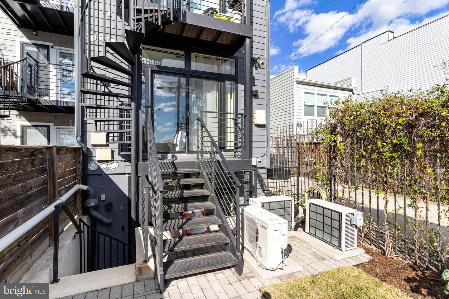1505 K ST SE #2, WASHINGTON, District Of Columbia 20003, 2 Bedrooms Bedrooms, ,2 BathroomsBathrooms,Residential,For sale,1505 K ST SE #2,DCDC2228336 MLS # DCDC2228336 1505 K ST SE #2, WASHINGTON, District Of Columbia 20003, 2 Bedrooms Bedrooms, ,2 BathroomsBathrooms,Residential,For sale,1505 K ST SE #2,DCDC2228336 MLS # DCDC2228336
