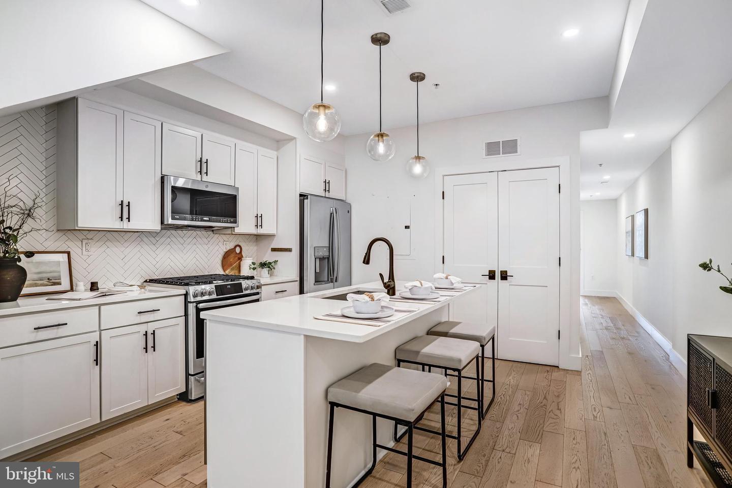 1505 K ST SE #2, WASHINGTON, District Of Columbia 20003, 2 Bedrooms Bedrooms, ,2 BathroomsBathrooms,Residential,For sale,1505 K ST SE #2,DCDC2228336 MLS # DCDC2228336 1505 K ST SE #2, WASHINGTON, District Of Columbia 20003, 2 Bedrooms Bedrooms, ,2 BathroomsBathrooms,Residential,For sale,1505 K ST SE #2,DCDC2228336 MLS # DCDC2228336