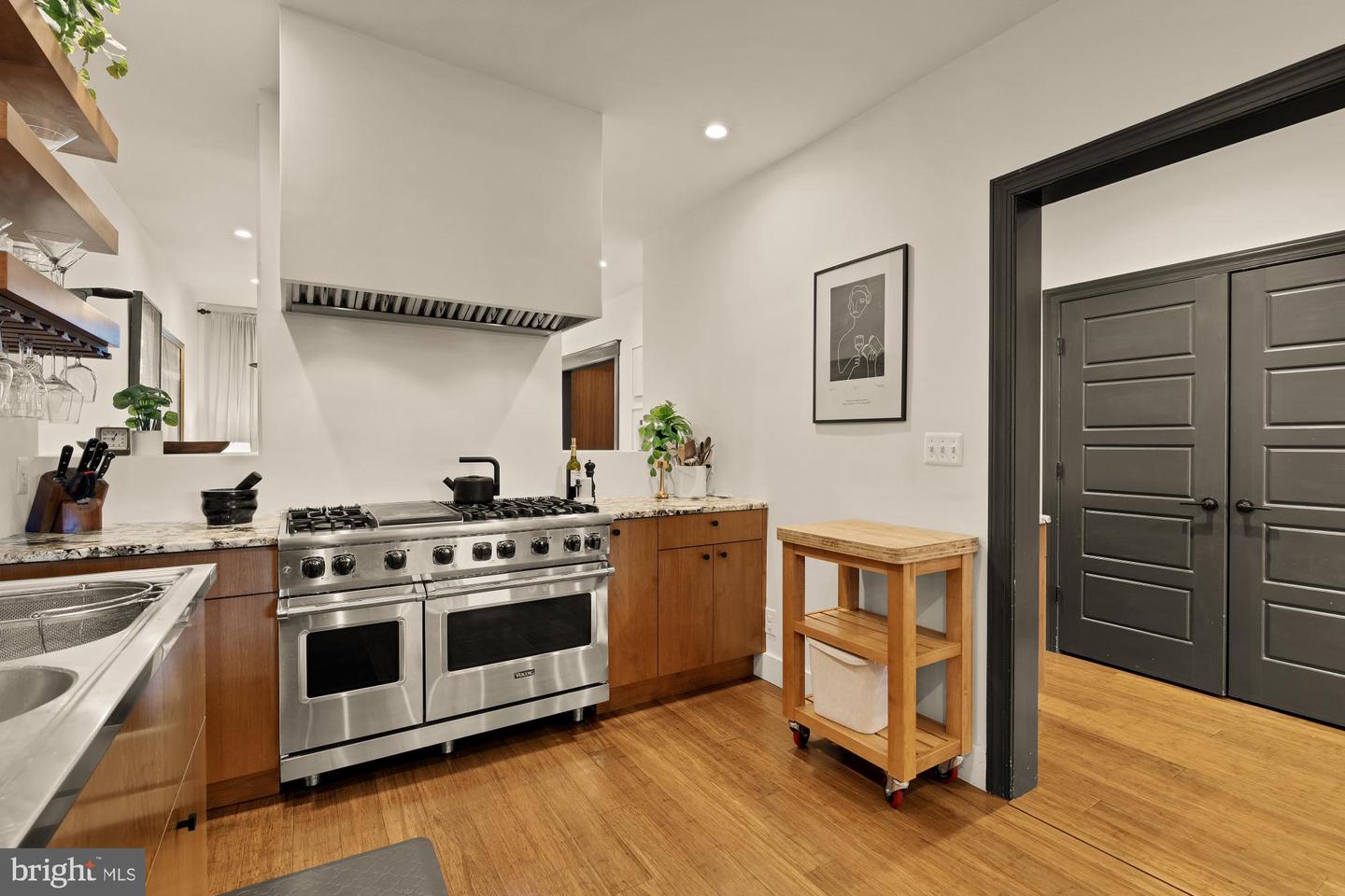 951 14TH ST SE, WASHINGTON, District Of Columbia 20003, 5 Bedrooms Bedrooms, 14 Rooms Rooms,5 BathroomsBathrooms,Residential,For sale,951 14TH ST SE,DCDC2228454 MLS # DCDC2228454 951 14TH ST SE, WASHINGTON, District Of Columbia 20003, 5 Bedrooms Bedrooms, 14 Rooms Rooms,5 BathroomsBathrooms,Residential,For sale,951 14TH ST SE,DCDC2228454 MLS # DCDC2228454