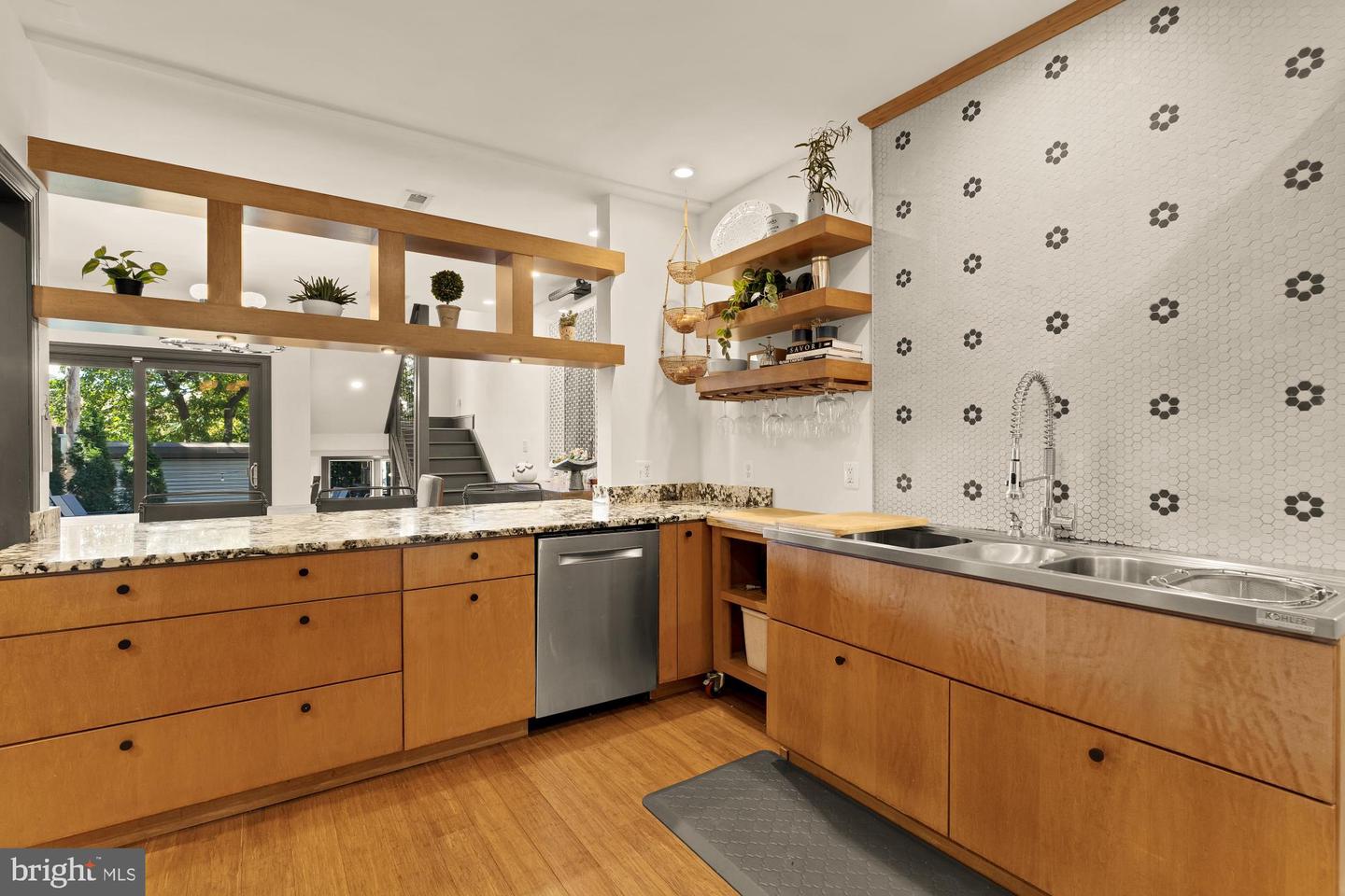 951 14TH ST SE, WASHINGTON, District Of Columbia 20003, 5 Bedrooms Bedrooms, 14 Rooms Rooms,5 BathroomsBathrooms,Residential,For sale,951 14TH ST SE,DCDC2228454 MLS # DCDC2228454 951 14TH ST SE, WASHINGTON, District Of Columbia 20003, 5 Bedrooms Bedrooms, 14 Rooms Rooms,5 BathroomsBathrooms,Residential,For sale,951 14TH ST SE,DCDC2228454 MLS # DCDC2228454