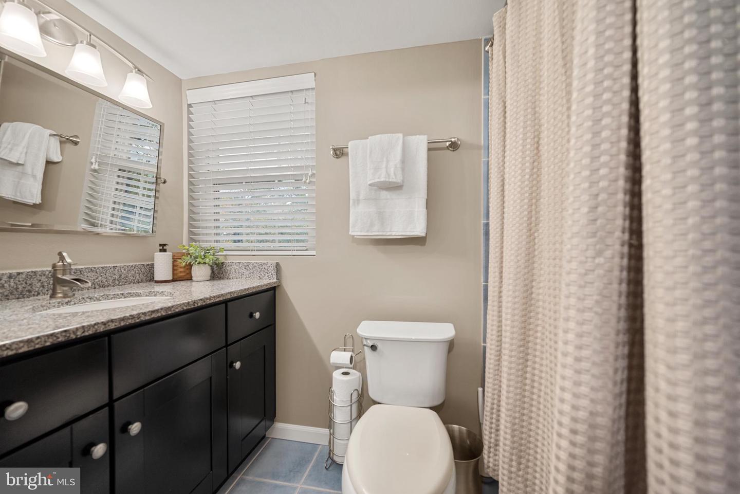 1403 E ABINGDON DR #6, ALEXANDRIA, Virginia 22314, 2 Bedrooms Bedrooms, ,1 BathroomBathrooms,Residential,For sale,1403 E ABINGDON DR #6,VAAX2051134 MLS # VAAX2051134 1403 E ABINGDON DR #6, ALEXANDRIA, Virginia 22314, 2 Bedrooms Bedrooms, ,1 BathroomBathrooms,Residential,For sale,1403 E ABINGDON DR #6,VAAX2051134 MLS # VAAX2051134