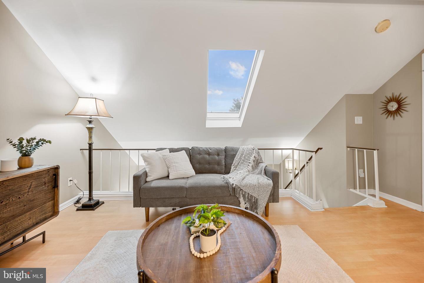 1403 E ABINGDON DR #6, ALEXANDRIA, Virginia 22314, 2 Bedrooms Bedrooms, ,1 BathroomBathrooms,Residential,For sale,1403 E ABINGDON DR #6,VAAX2051134 MLS # VAAX2051134 1403 E ABINGDON DR #6, ALEXANDRIA, Virginia 22314, 2 Bedrooms Bedrooms, ,1 BathroomBathrooms,Residential,For sale,1403 E ABINGDON DR #6,VAAX2051134 MLS # VAAX2051134