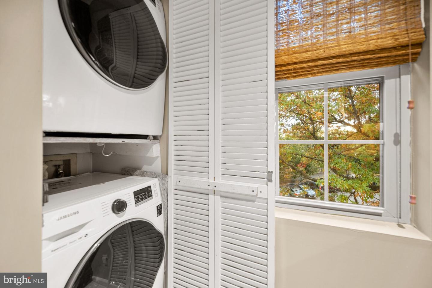 1403 E ABINGDON DR #6, ALEXANDRIA, Virginia 22314, 2 Bedrooms Bedrooms, ,1 BathroomBathrooms,Residential,For sale,1403 E ABINGDON DR #6,VAAX2051134 MLS # VAAX2051134 1403 E ABINGDON DR #6, ALEXANDRIA, Virginia 22314, 2 Bedrooms Bedrooms, ,1 BathroomBathrooms,Residential,For sale,1403 E ABINGDON DR #6,VAAX2051134 MLS # VAAX2051134