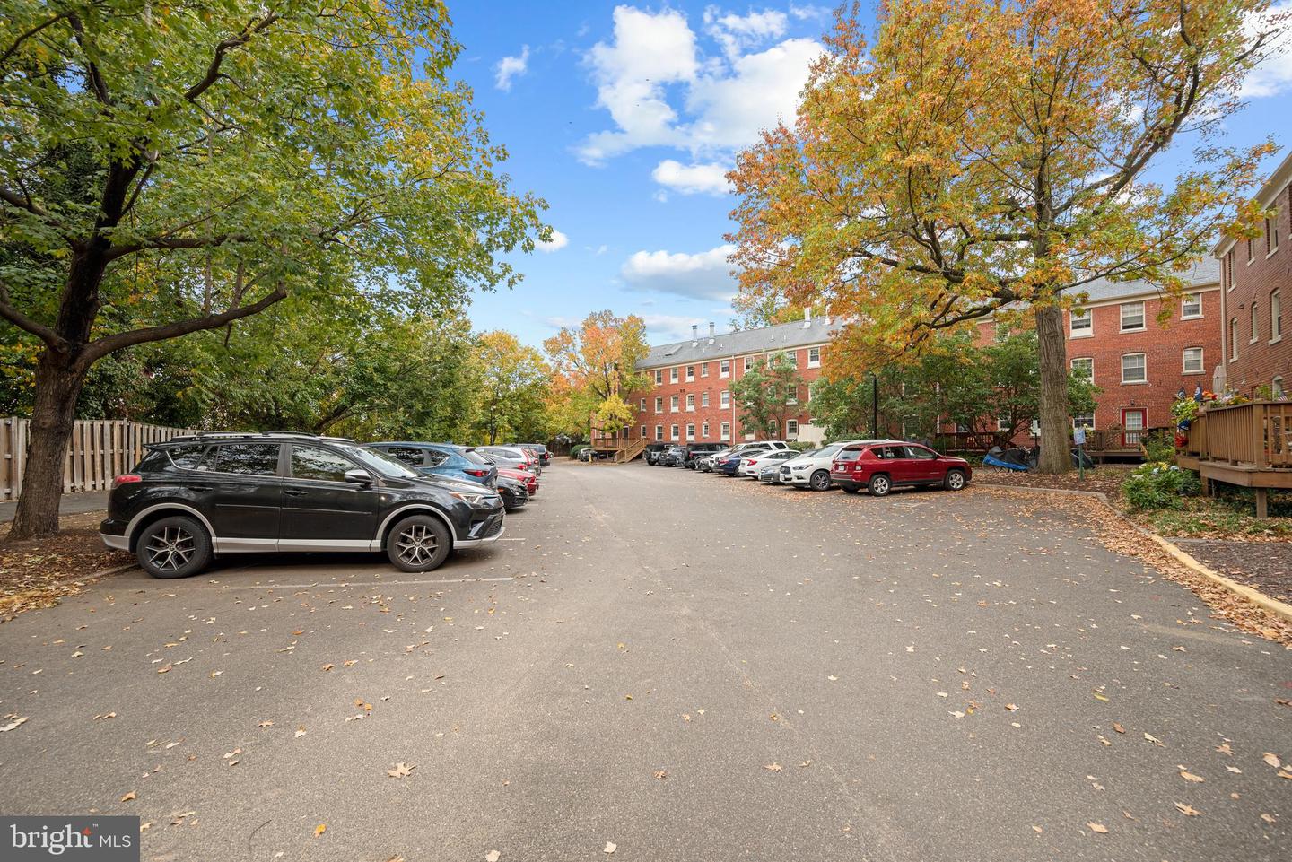 1403 E ABINGDON DR #6, ALEXANDRIA, Virginia 22314, 2 Bedrooms Bedrooms, ,1 BathroomBathrooms,Residential,For sale,1403 E ABINGDON DR #6,VAAX2051134 MLS # VAAX2051134 1403 E ABINGDON DR #6, ALEXANDRIA, Virginia 22314, 2 Bedrooms Bedrooms, ,1 BathroomBathrooms,Residential,For sale,1403 E ABINGDON DR #6,VAAX2051134 MLS # VAAX2051134