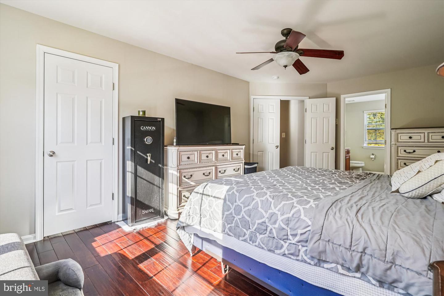 3318 EAGLE RIDGE DR, WOODBRIDGE, Virginia 22191, 4 Bedrooms Bedrooms, ,2 BathroomsBathrooms,Residential,For sale,3318 EAGLE RIDGE DR,VAPW2106590 MLS # VAPW2106590 3318 EAGLE RIDGE DR, WOODBRIDGE, Virginia 22191, 4 Bedrooms Bedrooms, ,2 BathroomsBathrooms,Residential,For sale,3318 EAGLE RIDGE DR,VAPW2106590 MLS # VAPW2106590