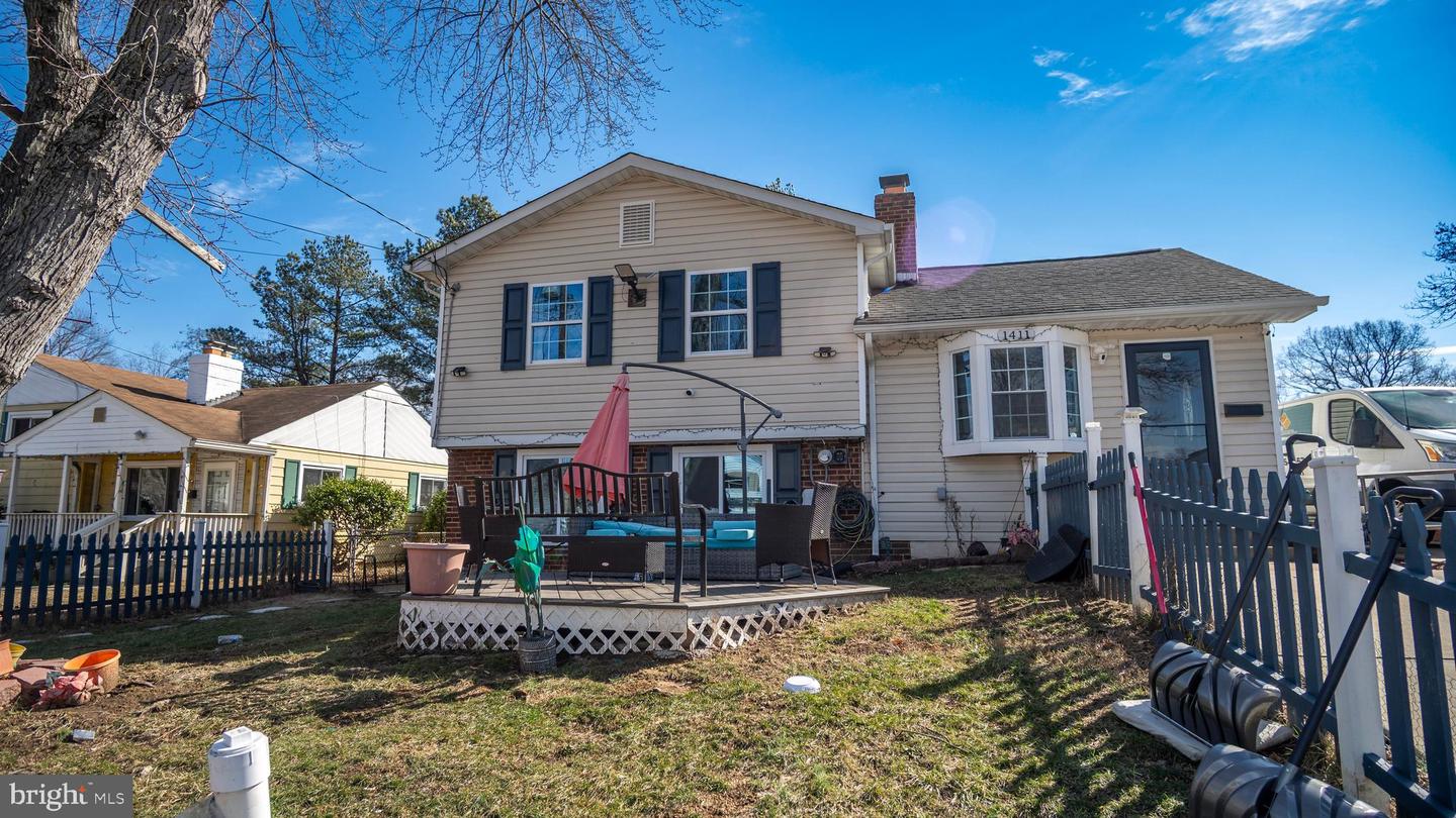 1411 MARY ST, WOODBRIDGE, Virginia 22191, 4 Bedrooms Bedrooms, ,3 BathroomsBathrooms,Residential,For sale,1411 MARY ST,VAPW2106554 MLS # VAPW2106554 1411 MARY ST, WOODBRIDGE, Virginia 22191, 4 Bedrooms Bedrooms, ,3 BathroomsBathrooms,Residential,For sale,1411 MARY ST,VAPW2106554 MLS # VAPW2106554