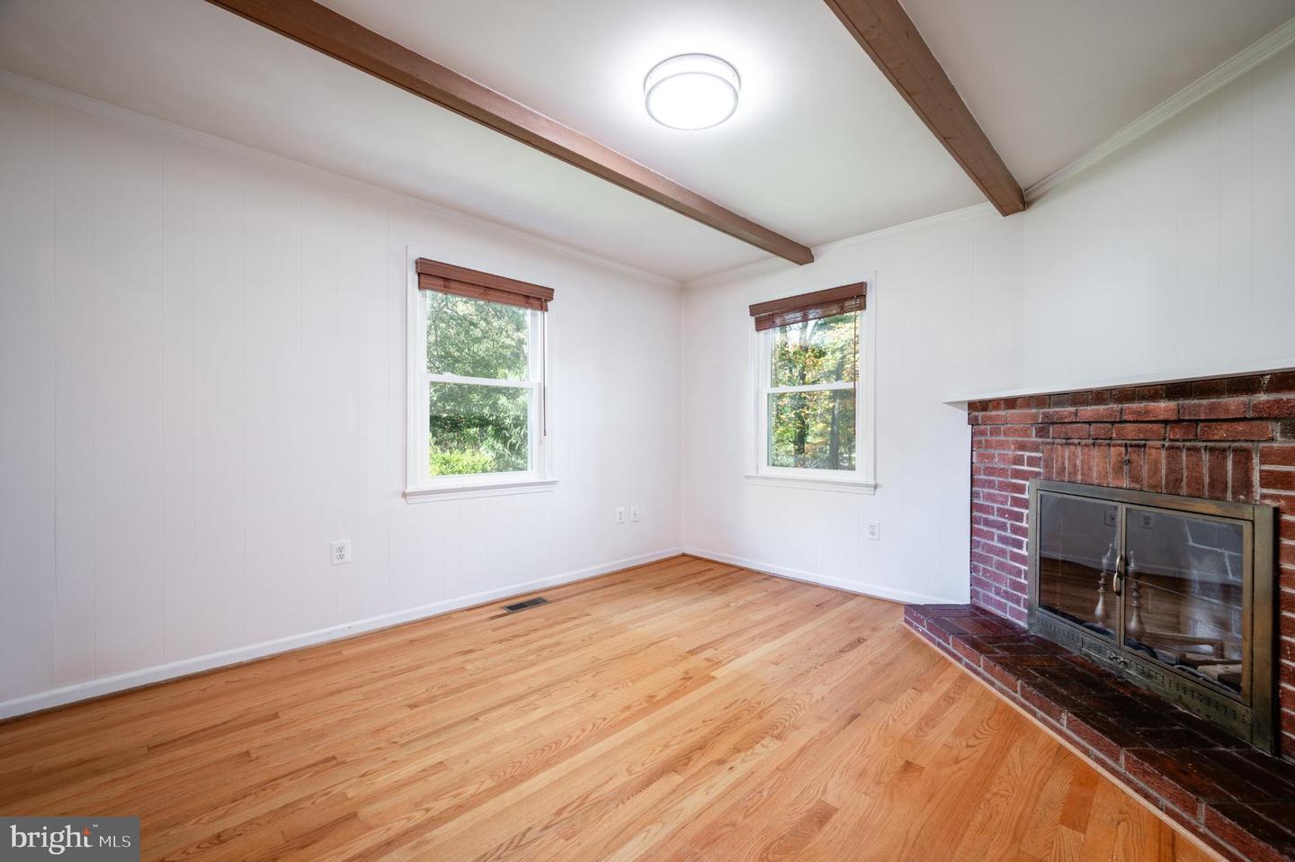 6329 NICHOLSON ST, FALLS CHURCH, Virginia 22044, 4 Bedrooms Bedrooms, 8 Rooms Rooms,3 BathroomsBathrooms,Residential,For sale,6329 NICHOLSON ST,VAFX2275766 MLS # VAFX2275766 6329 NICHOLSON ST, FALLS CHURCH, Virginia 22044, 4 Bedrooms Bedrooms, 8 Rooms Rooms,3 BathroomsBathrooms,Residential,For sale,6329 NICHOLSON ST,VAFX2275766 MLS # VAFX2275766