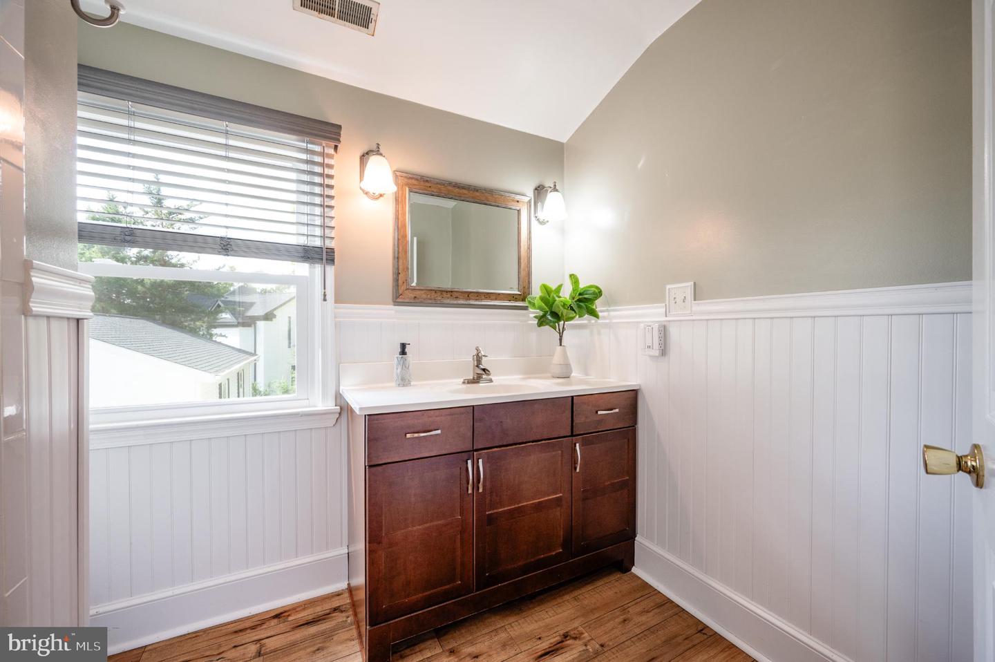 6329 NICHOLSON ST, FALLS CHURCH, Virginia 22044, 4 Bedrooms Bedrooms, 8 Rooms Rooms,3 BathroomsBathrooms,Residential,For sale,6329 NICHOLSON ST,VAFX2275766 MLS # VAFX2275766 6329 NICHOLSON ST, FALLS CHURCH, Virginia 22044, 4 Bedrooms Bedrooms, 8 Rooms Rooms,3 BathroomsBathrooms,Residential,For sale,6329 NICHOLSON ST,VAFX2275766 MLS # VAFX2275766